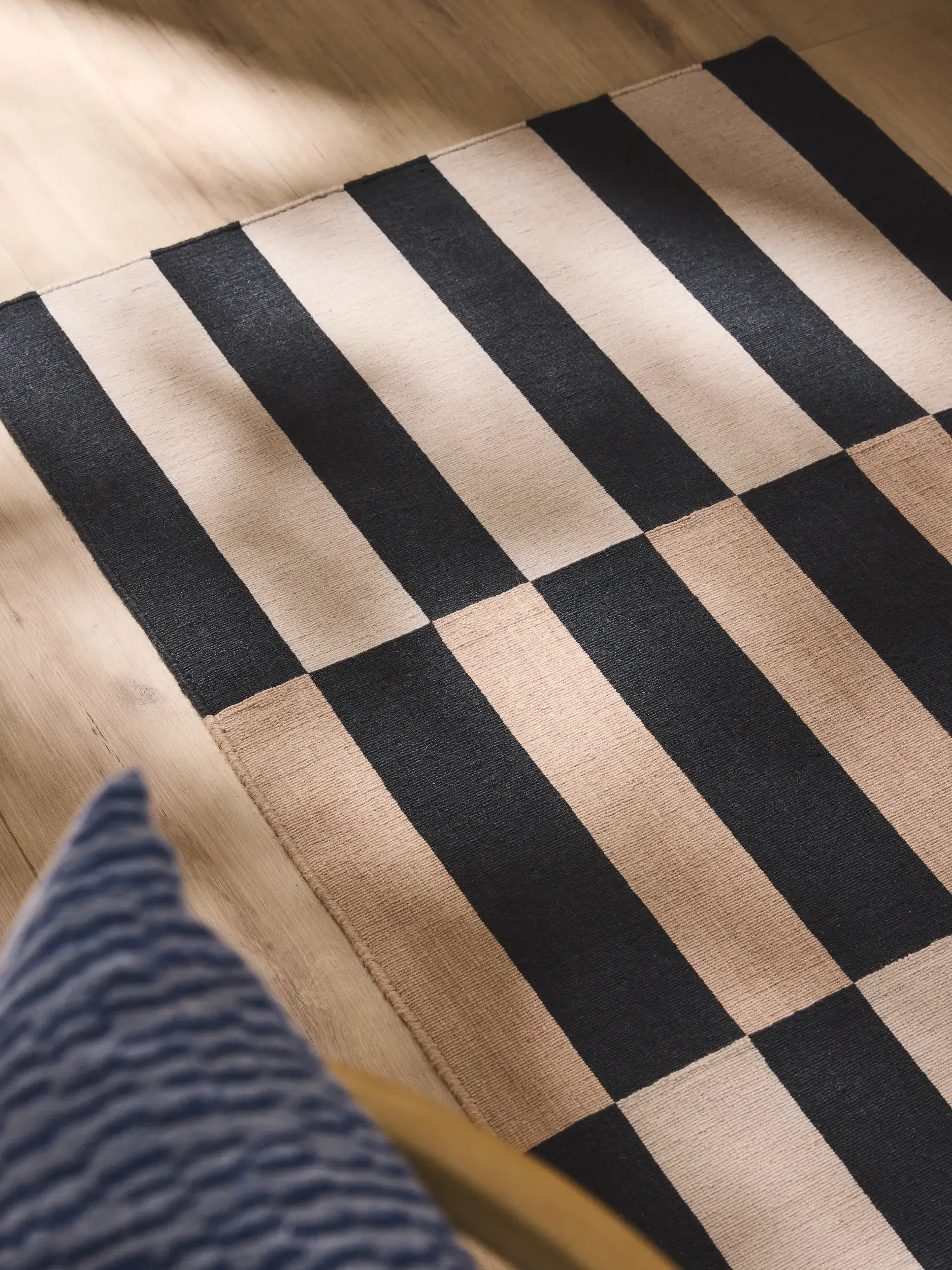 Rug made of 100% Wool in Beige with a 100% Wool high pile by benuta Nest