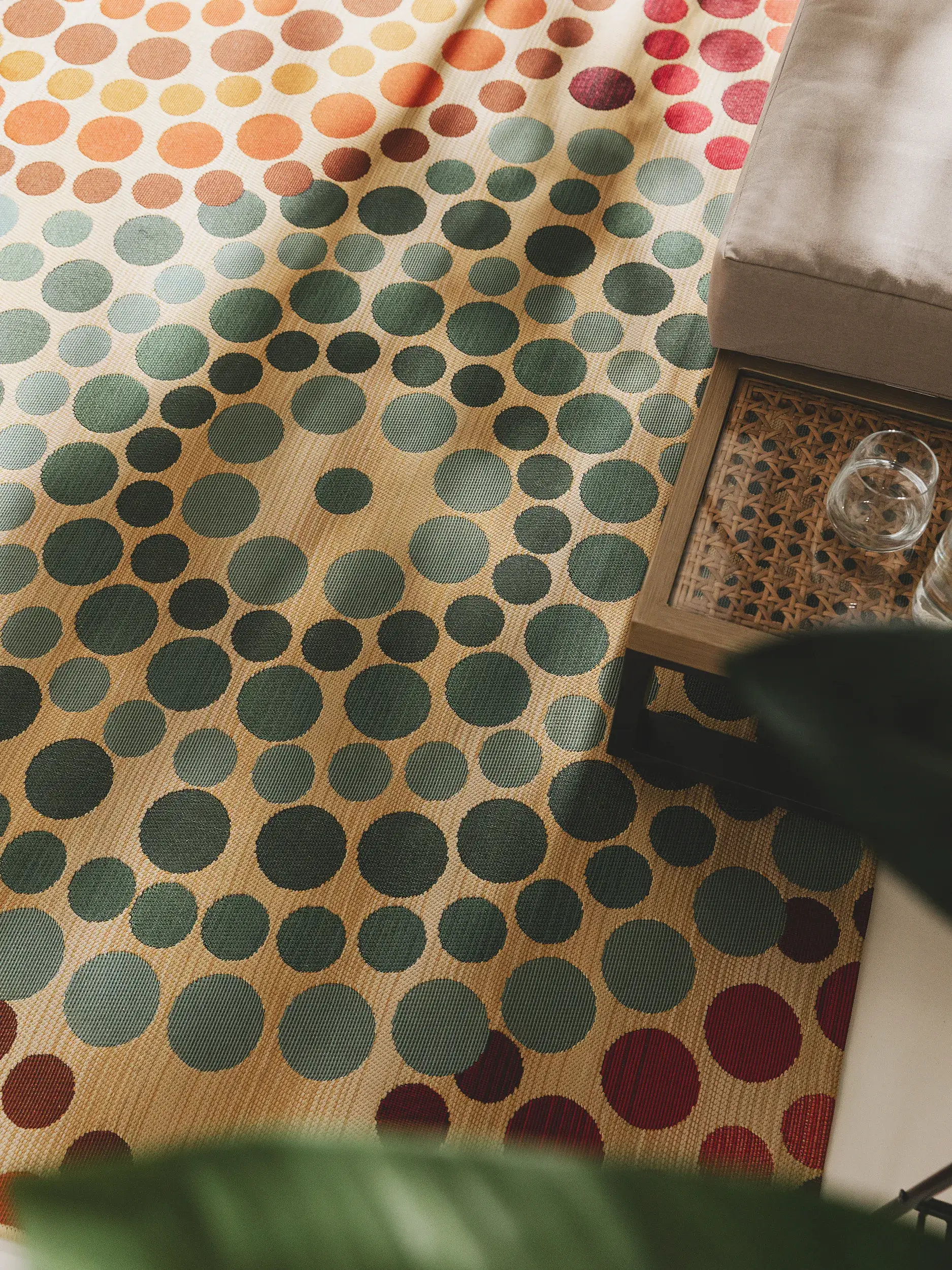 Tapete de 76% Polypropylen, 23% Polyester, 1% Latex em Beige com pelo de 76% Polypropylen, 23% Polyester, 1% Latex de altura da benuta Nest