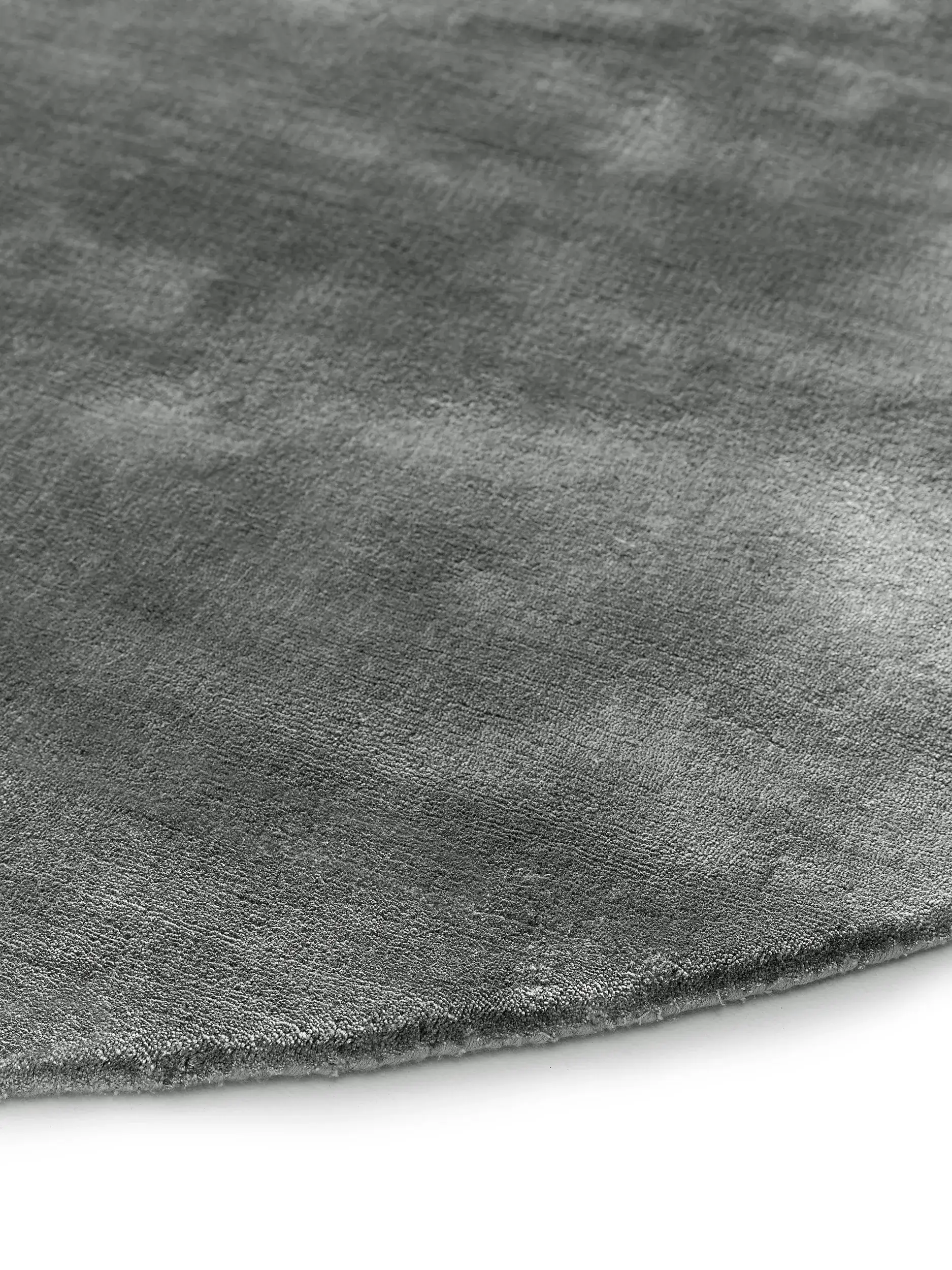 Teppich aus 100% Viskose in Beige mit 100% Viskose hohem Flor von benuta Pure