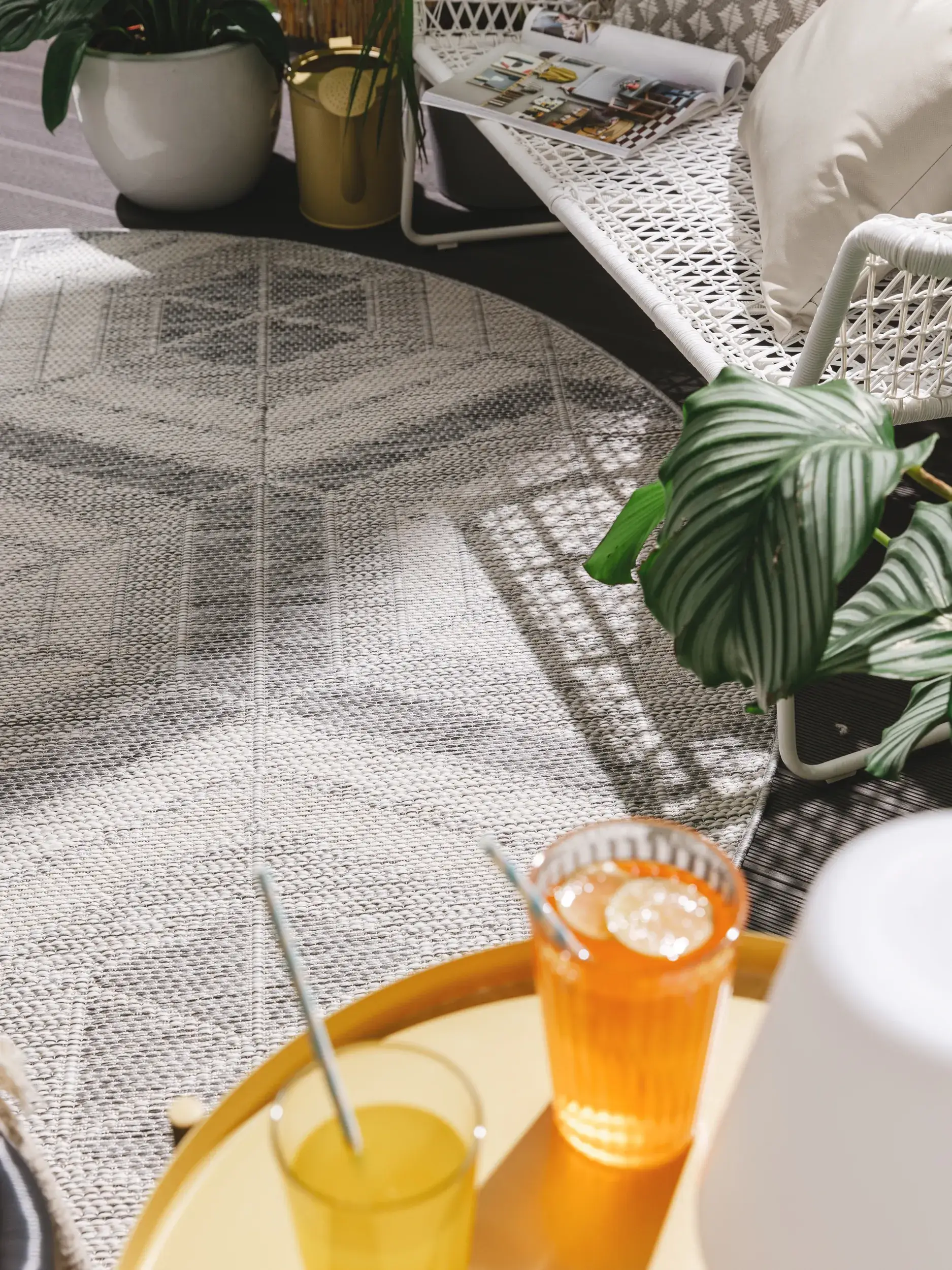 Rug made of 100% Polypropylen in Grey with a 100% Polypropylen high pile by benuta Nest