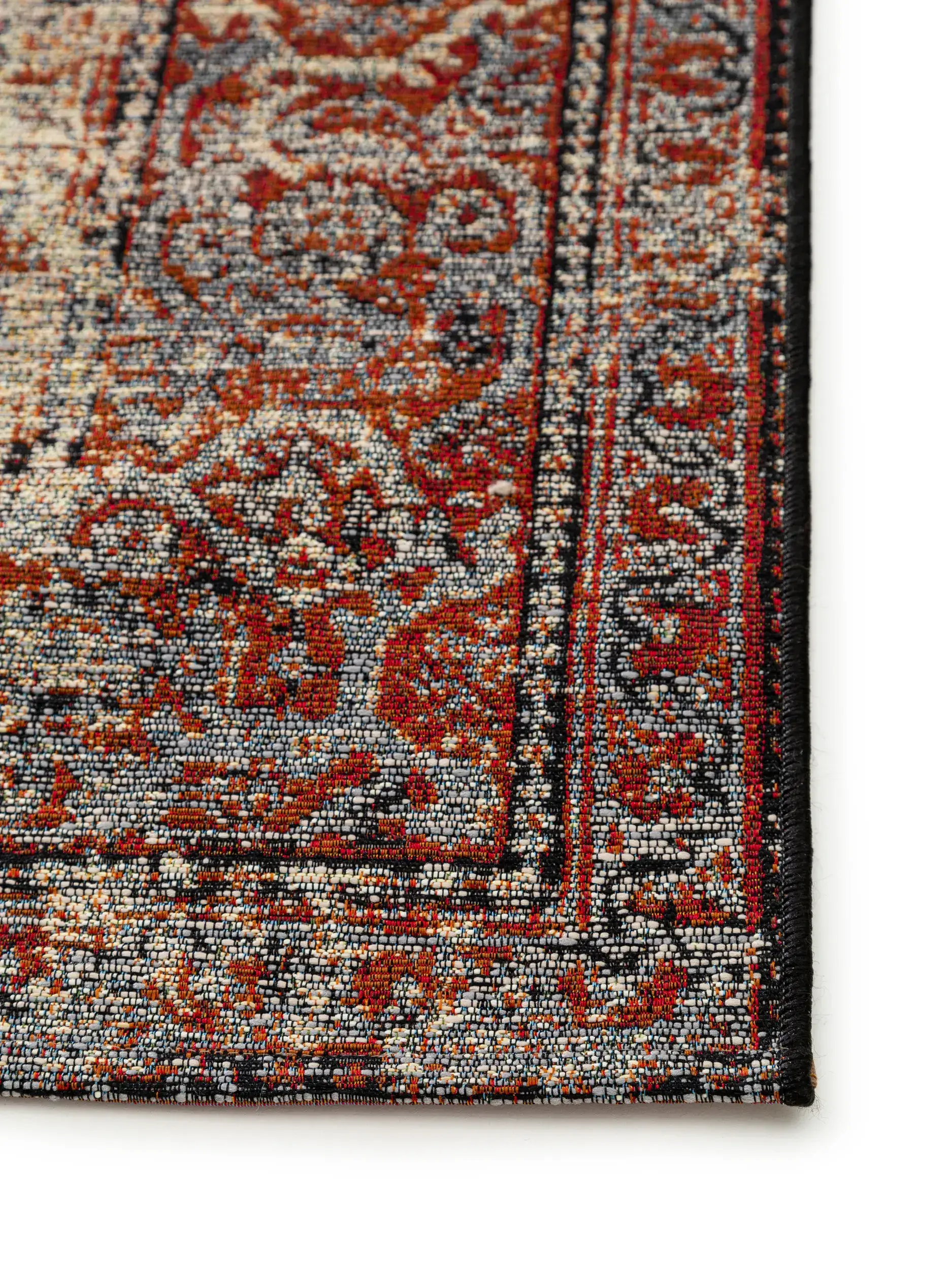 Rug made of 76% Polypropylen, 23% Polyester, 1% Latex in Multicolor with a 76% Polypropylen, 23% Polyester, 1% Latex high pile by benuta Nest