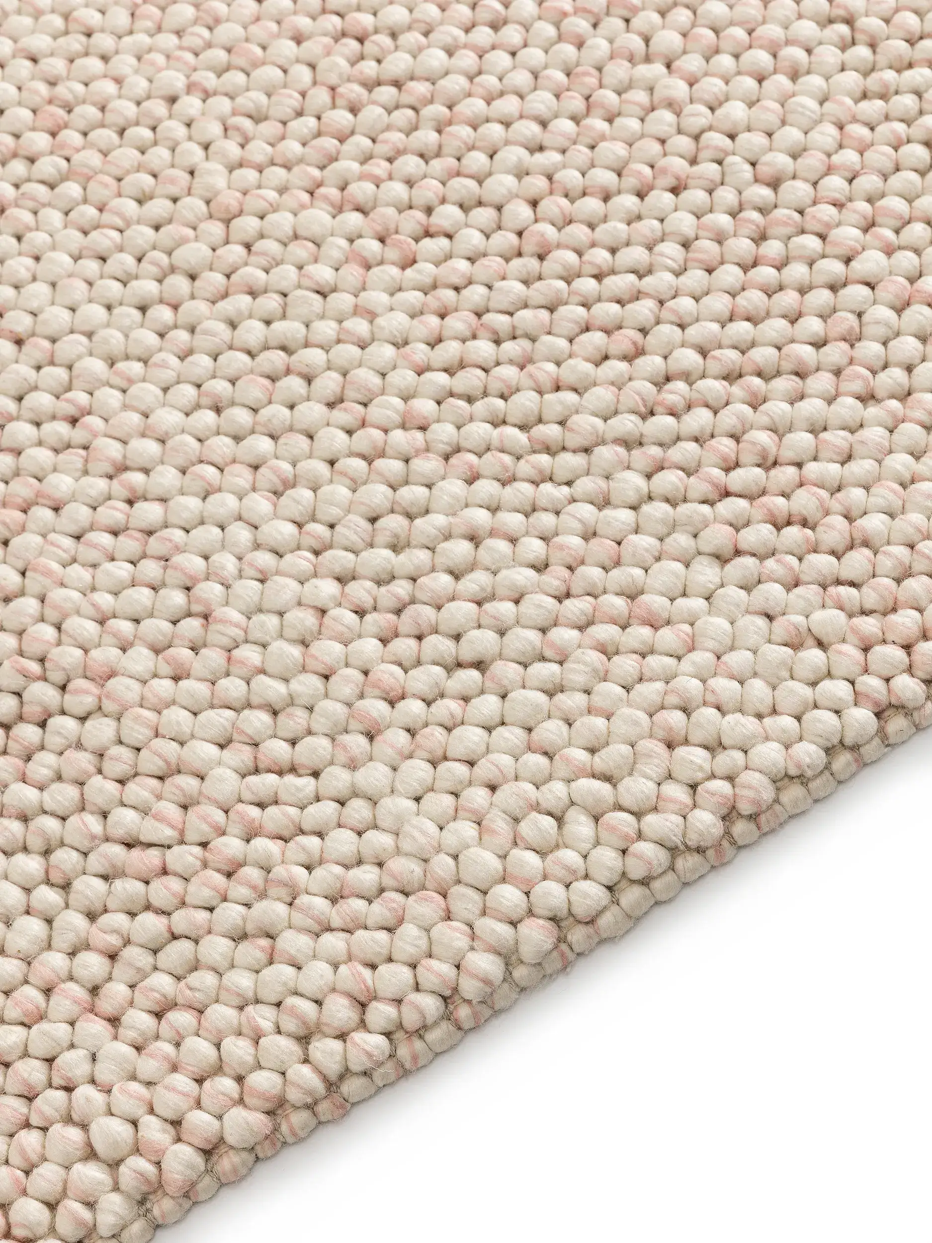 Teppich aus 70% Wolle, 30% Polyester in Rosa mit 70% Wolle, 30% Polyester hohem Flor von Lytte