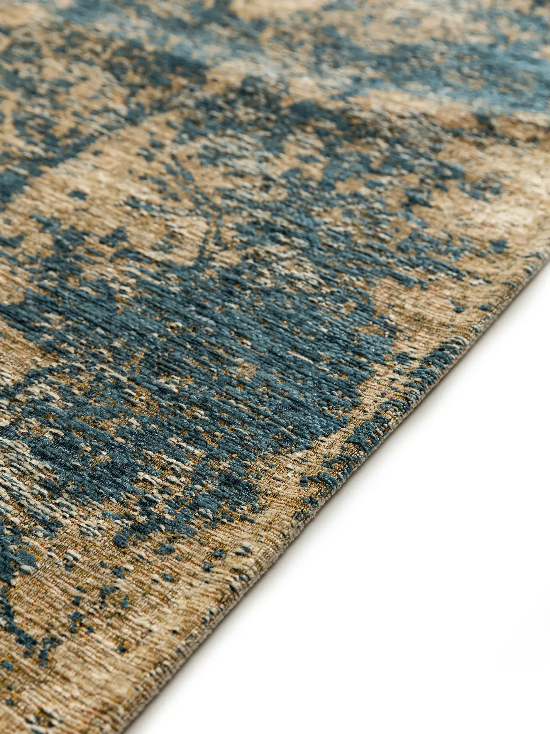 Tappeto di 55% Poli-acrilico, 27% Poliestere, 17% Cotone, 1% Lattice in Beige con pelo alto 55% Poli-acrilico, 27% Poliestere, 17% Cotone, 1% Lattice da benuta nest