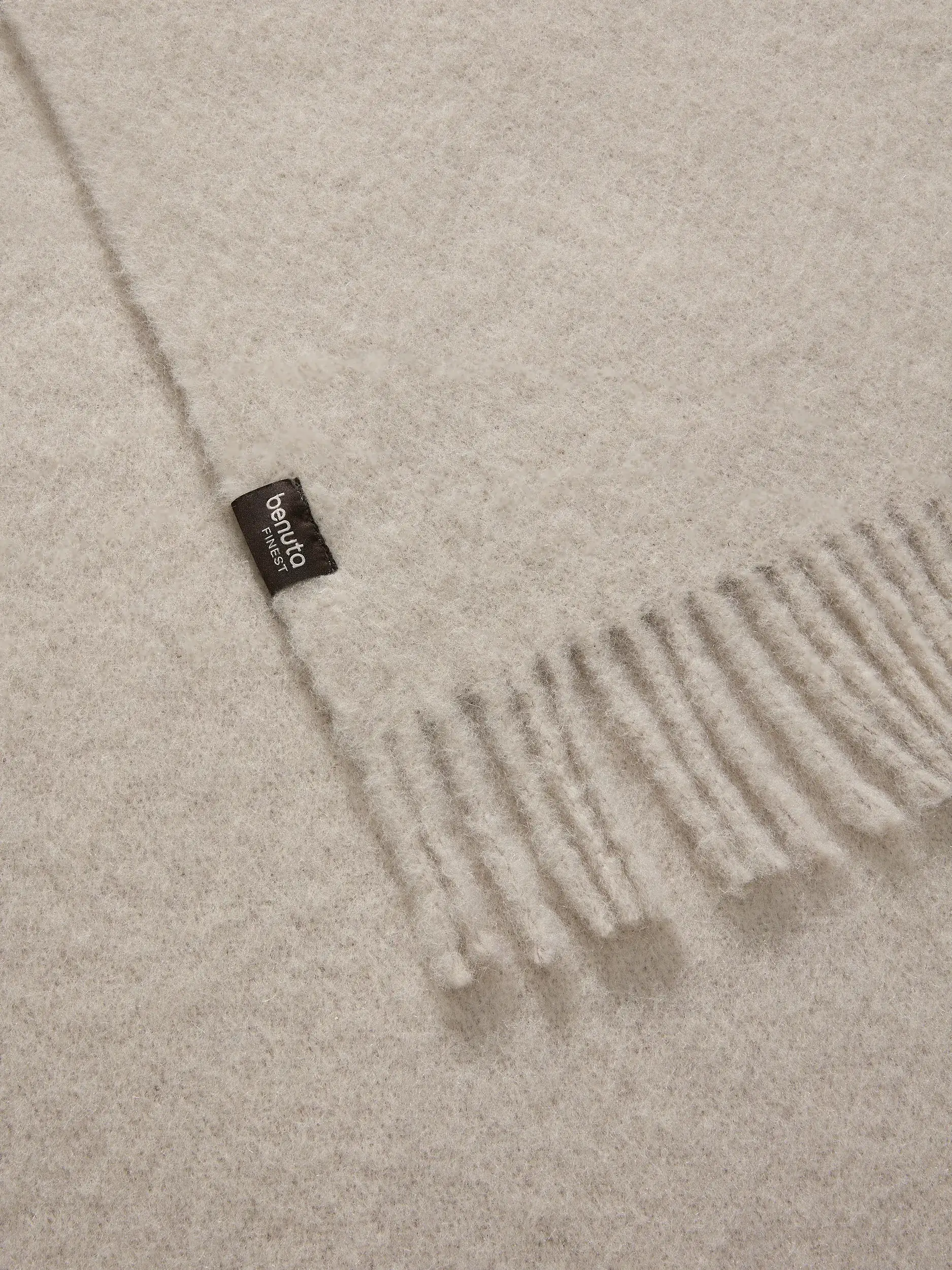 Tæppe Otis Gråbrun fra benuta Finest