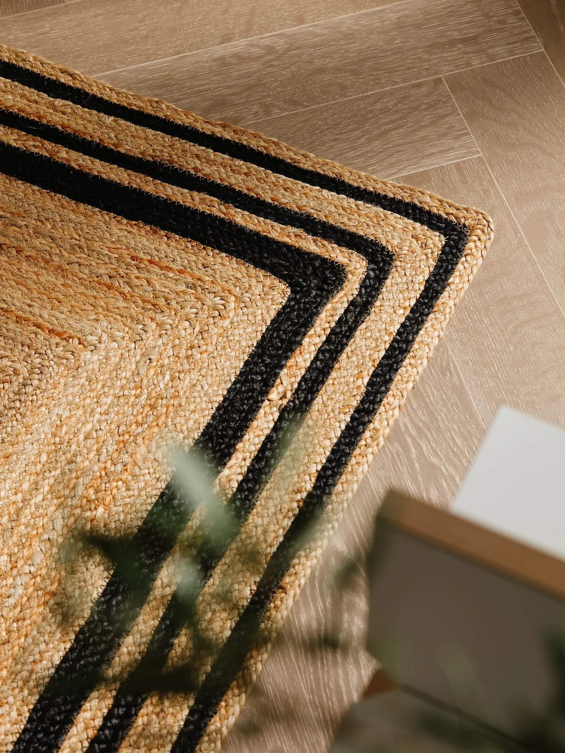 Tapete de 100% Jute em Schwarz com pelo de 100% Jute de altura da benuta Pure