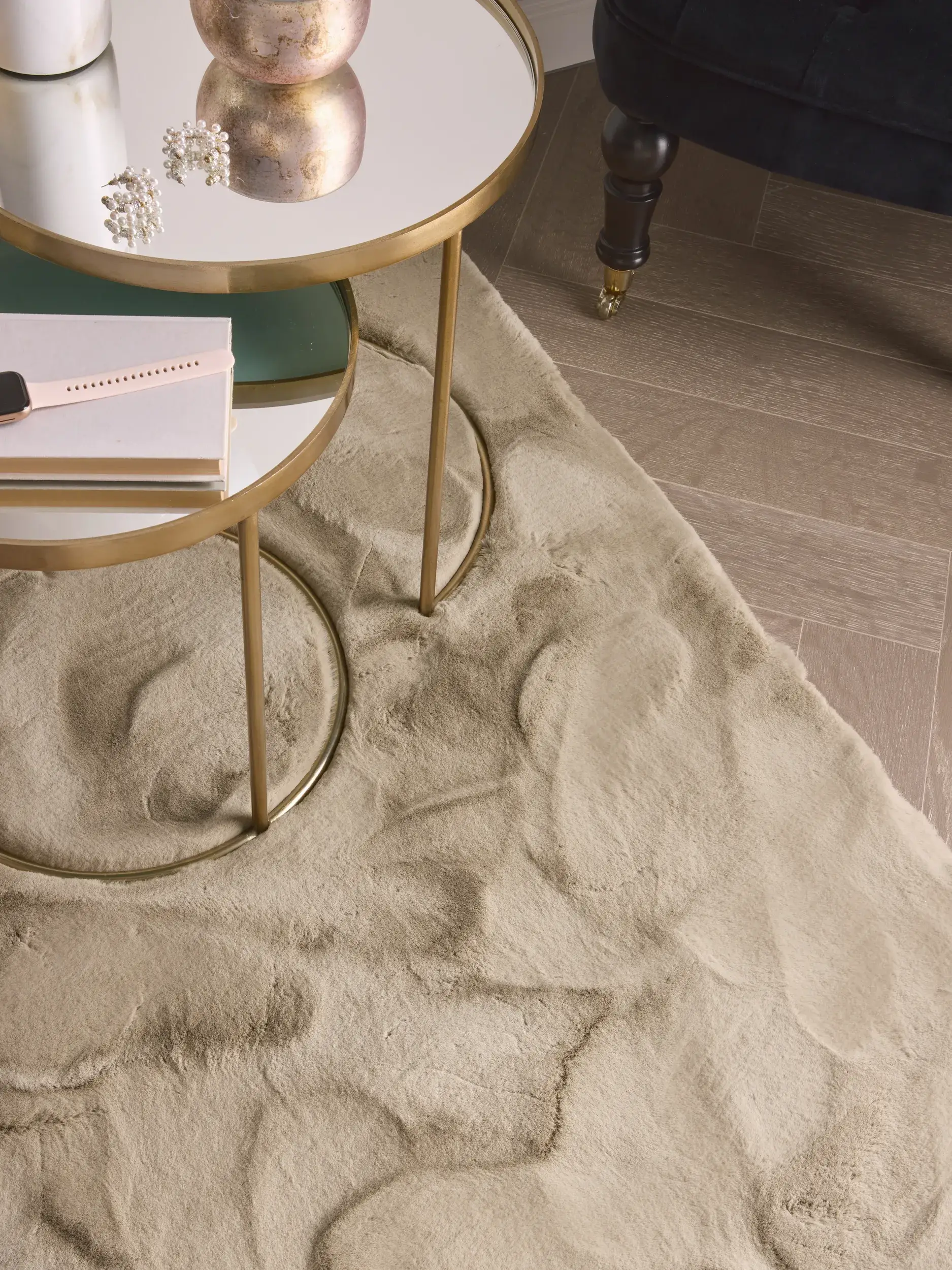 Matta Fine av 100% Polyester i Beige från benuta Finest