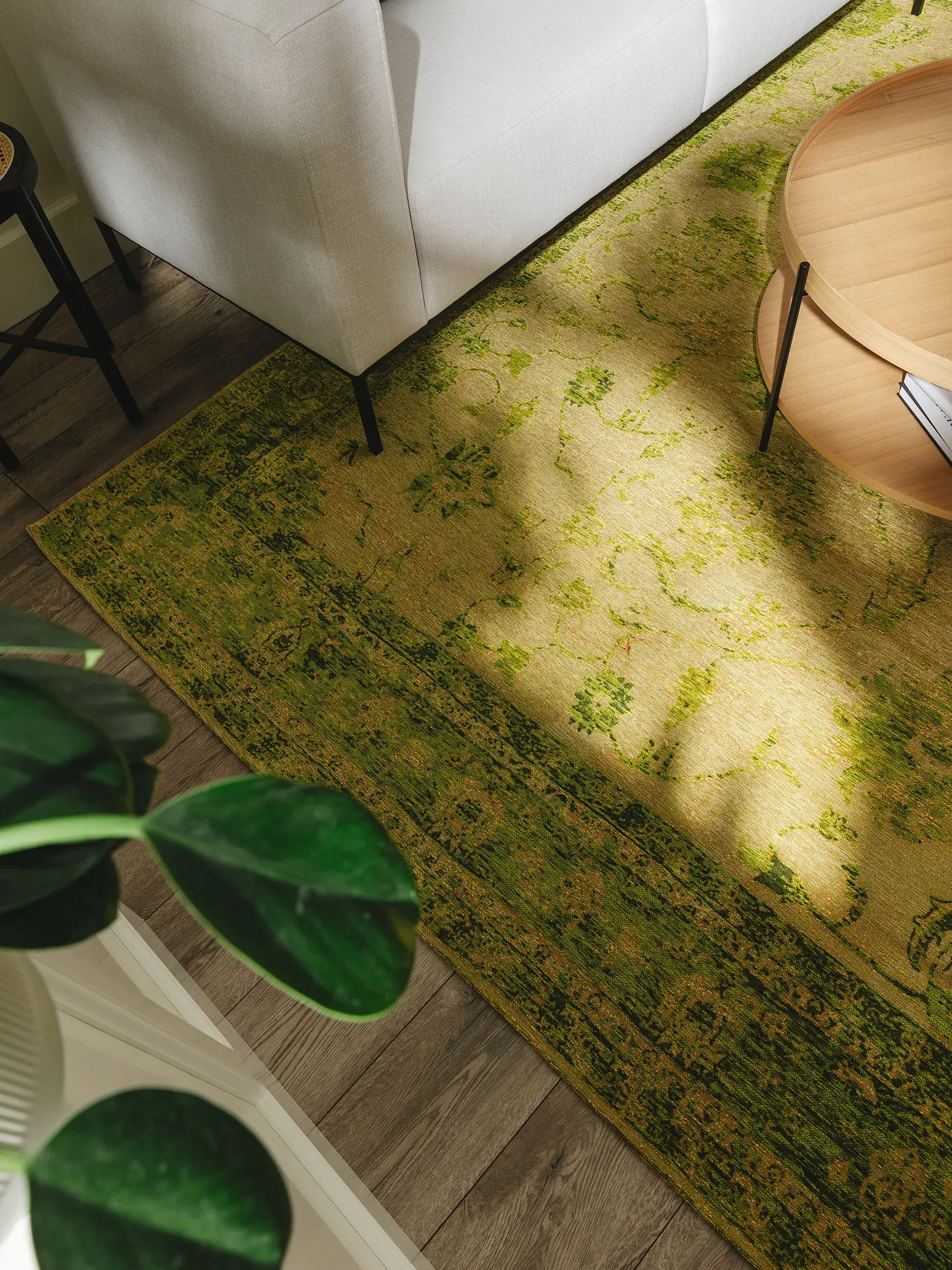 Alfombra de 55% Poliacrílico, 27% Poliéster, 17% Algodón, 1% Látex en Verde con un pelo de {{Placeholder_Pile Height}} de altura de benuta nest