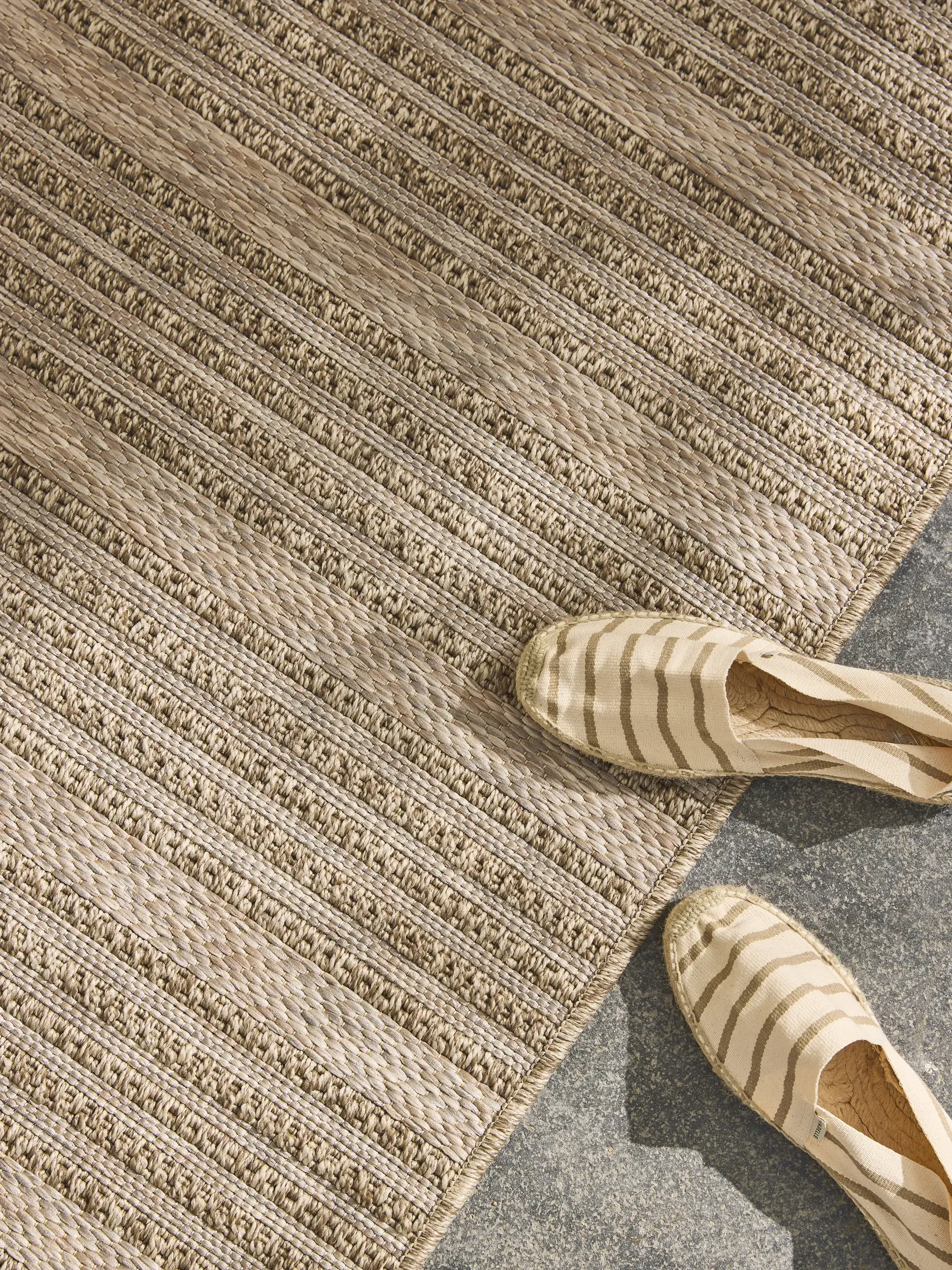 Rug made of 100% Polypropylen in Beige with a 100% Polypropylen high pile by benuta Nest