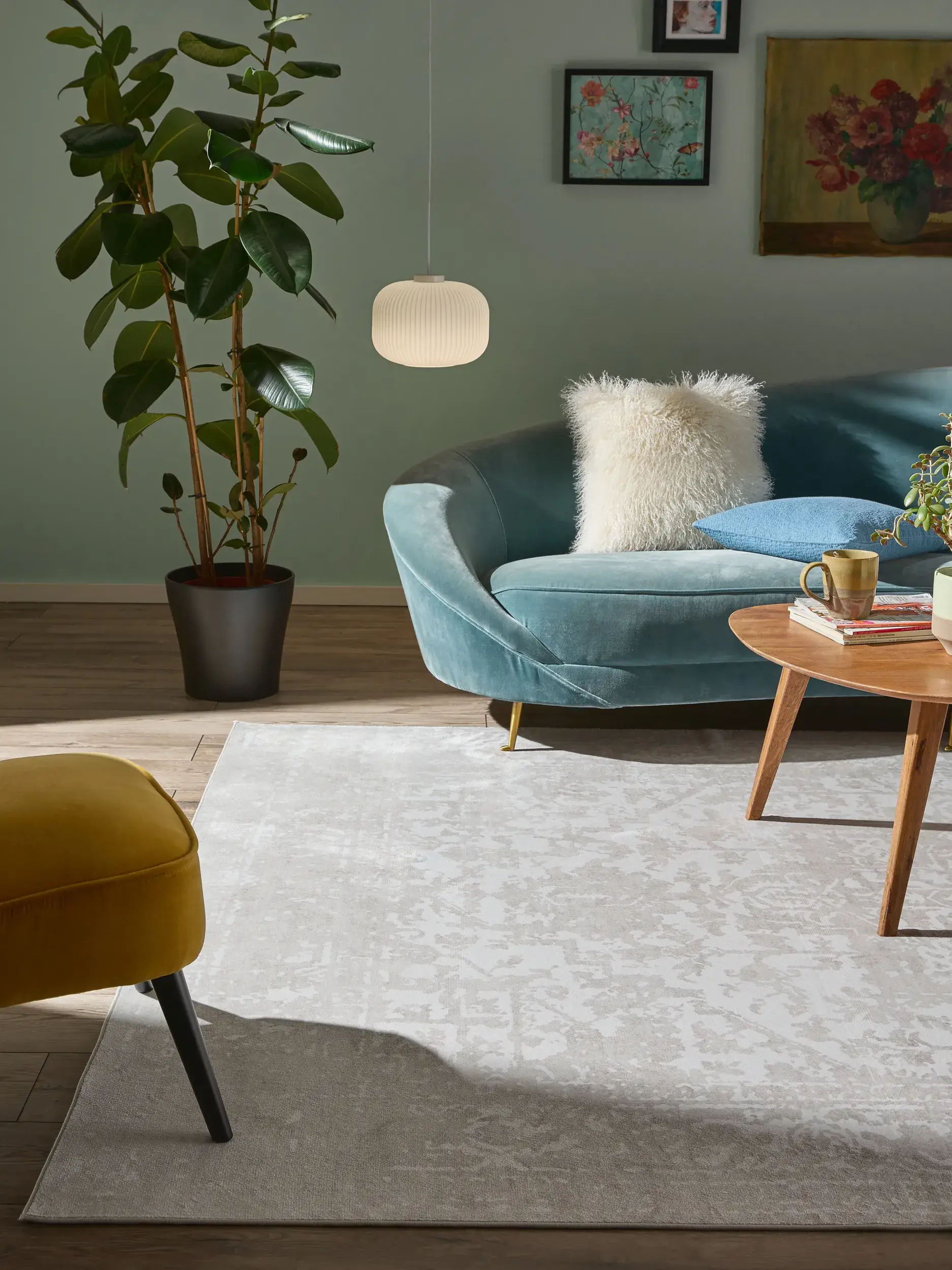 Teppich aus 100% Polyester in Taupe mit 100% Polyester hohem Flor von benuta Nest