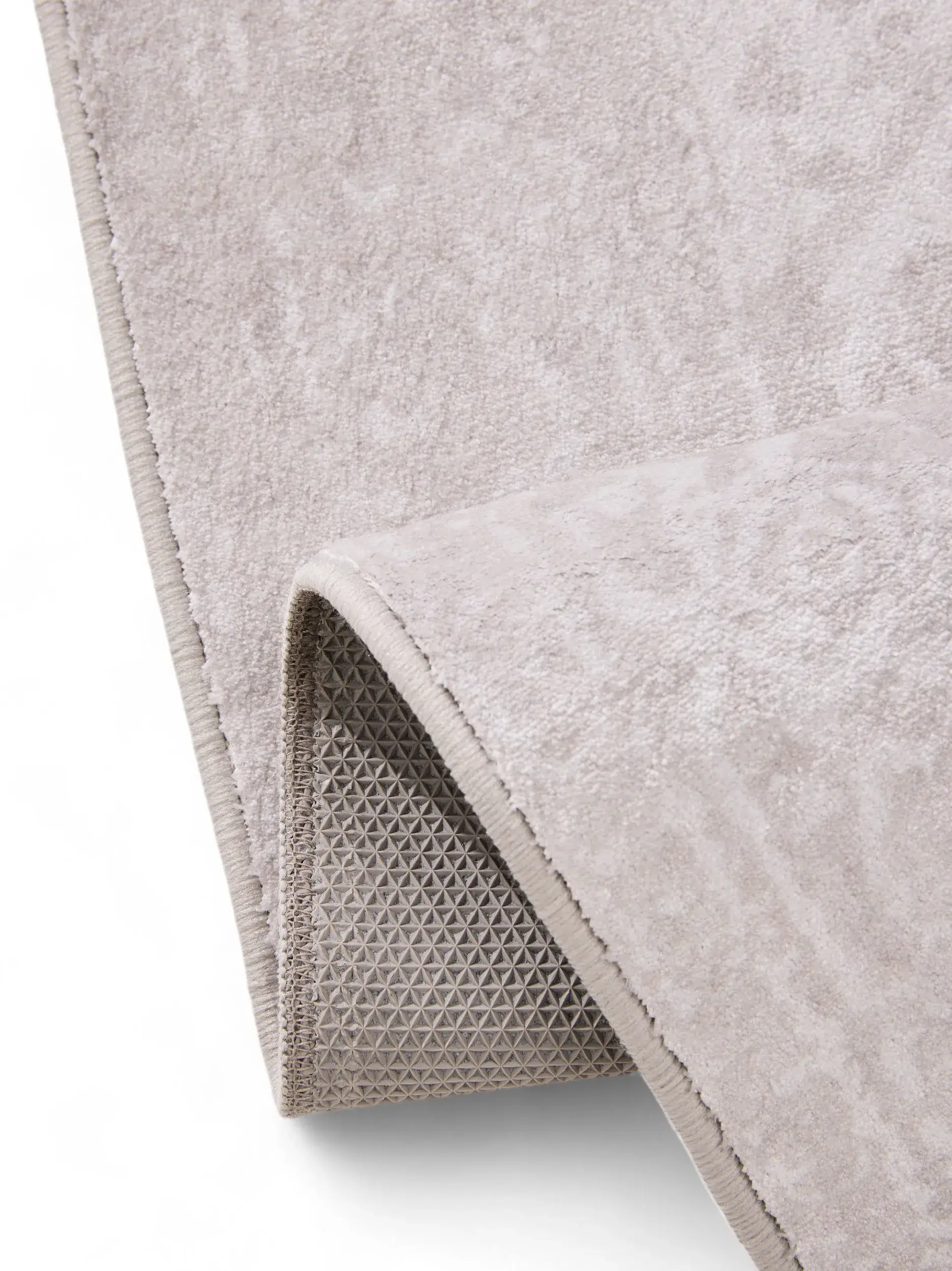 Rug made of 100% Polyester in Taupe with a 100% Polyester high pile by benuta Nest