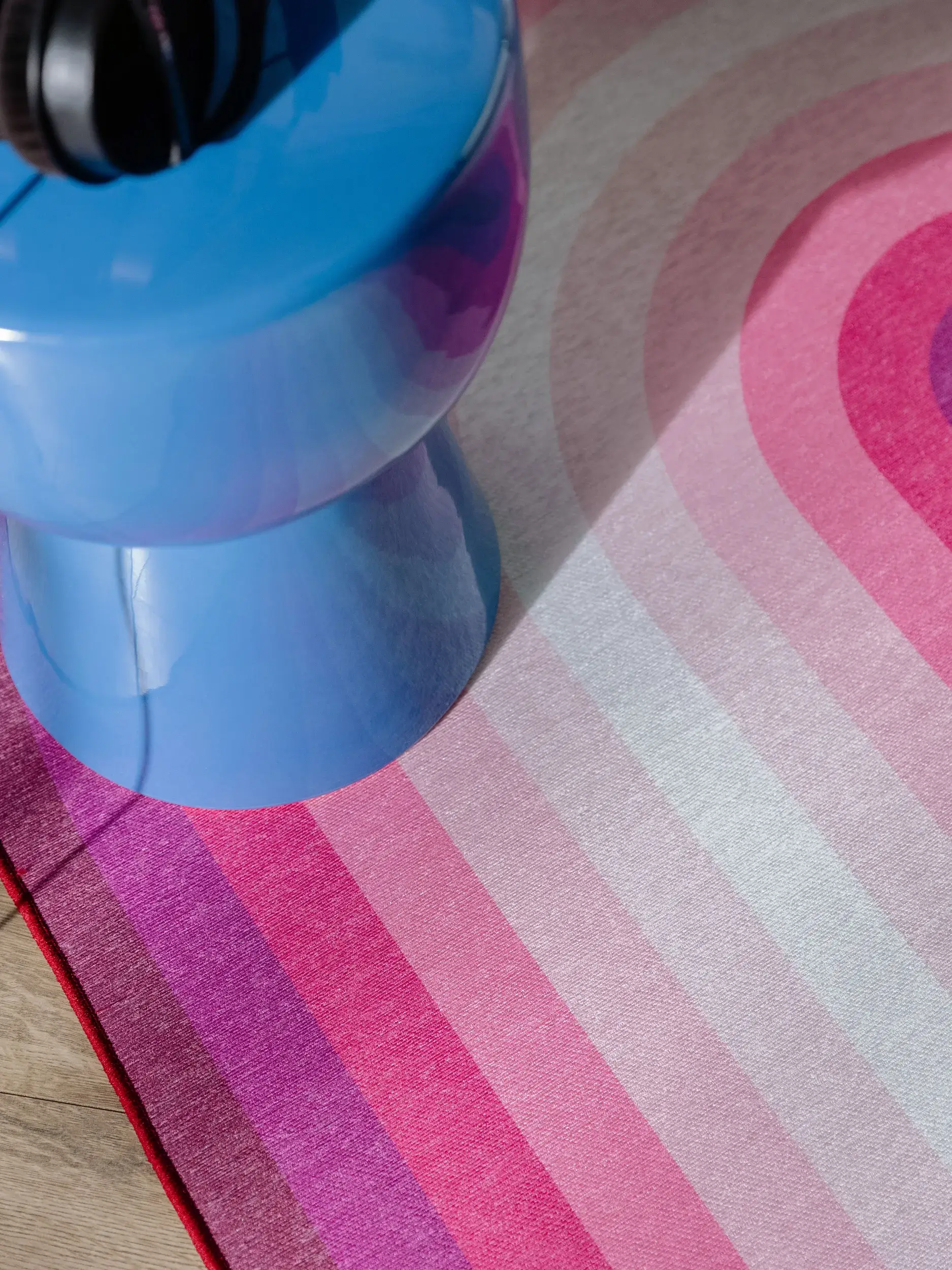 Matto 100% Polyestera värissä Rosa 100% Polyester korkealla nukalla merkiltä benuta Pop