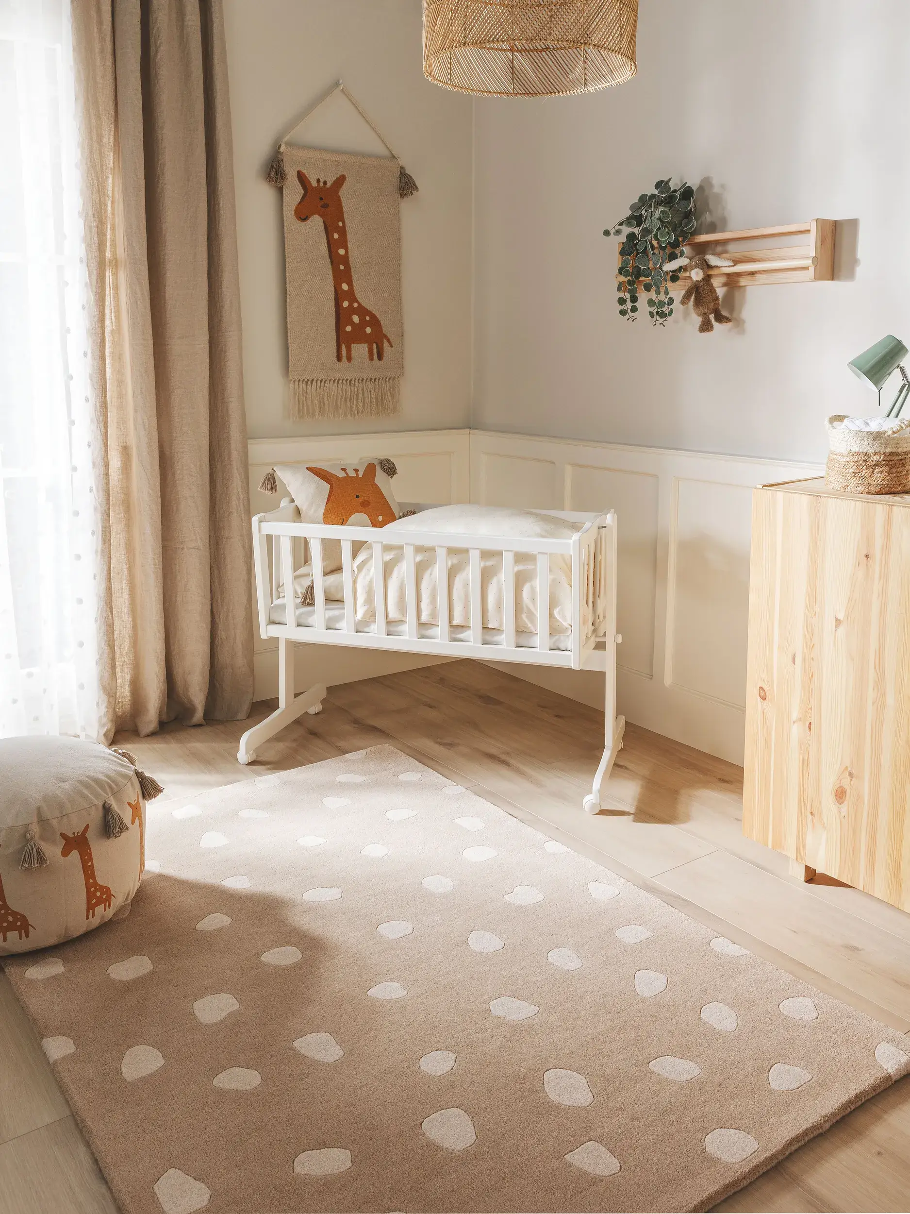 Teppich aus 100% Wolle in Taupe mit 100% Wolle hohem Flor von Lytte