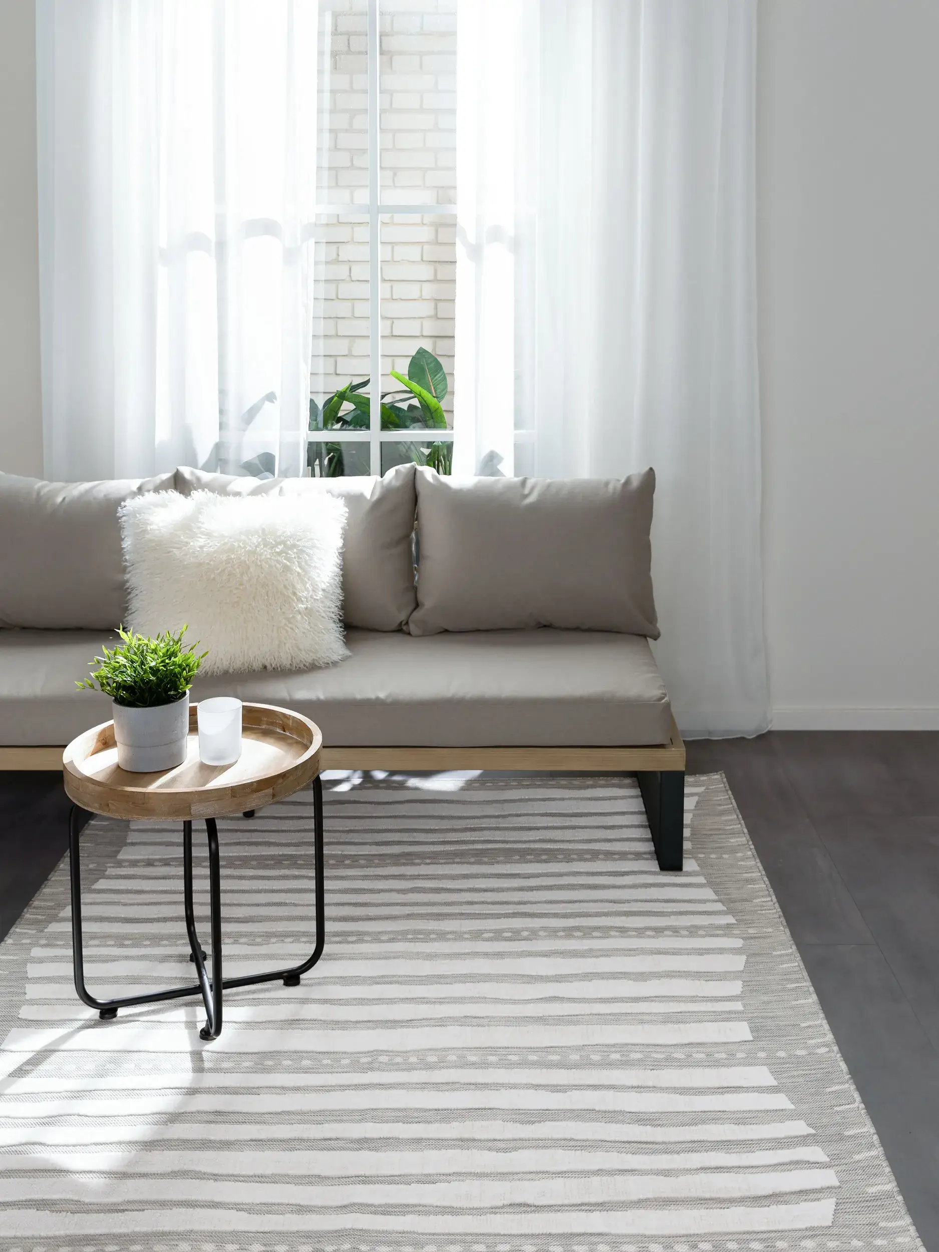 Teppe av 100% Polypropylen i Beige med 100% Polypropylen høy lugg fra benuta Basic