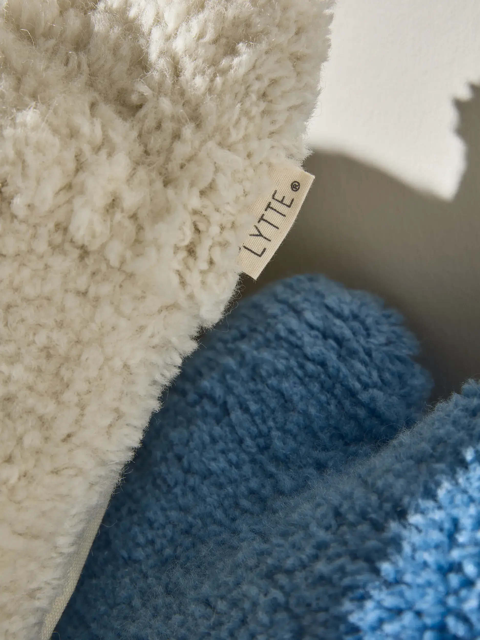 Kissenbezug Lumi Cream im Design Kindermotive aus  von Lytte