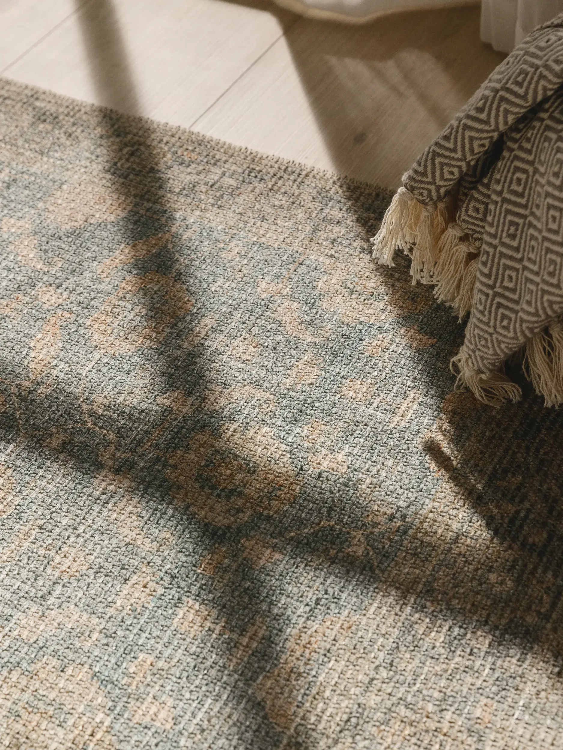 Rug made of 50% Polyester, 50% Polycotton in Blue with a 50% Polyester, 50% Polycotton high pile by benuta Nest