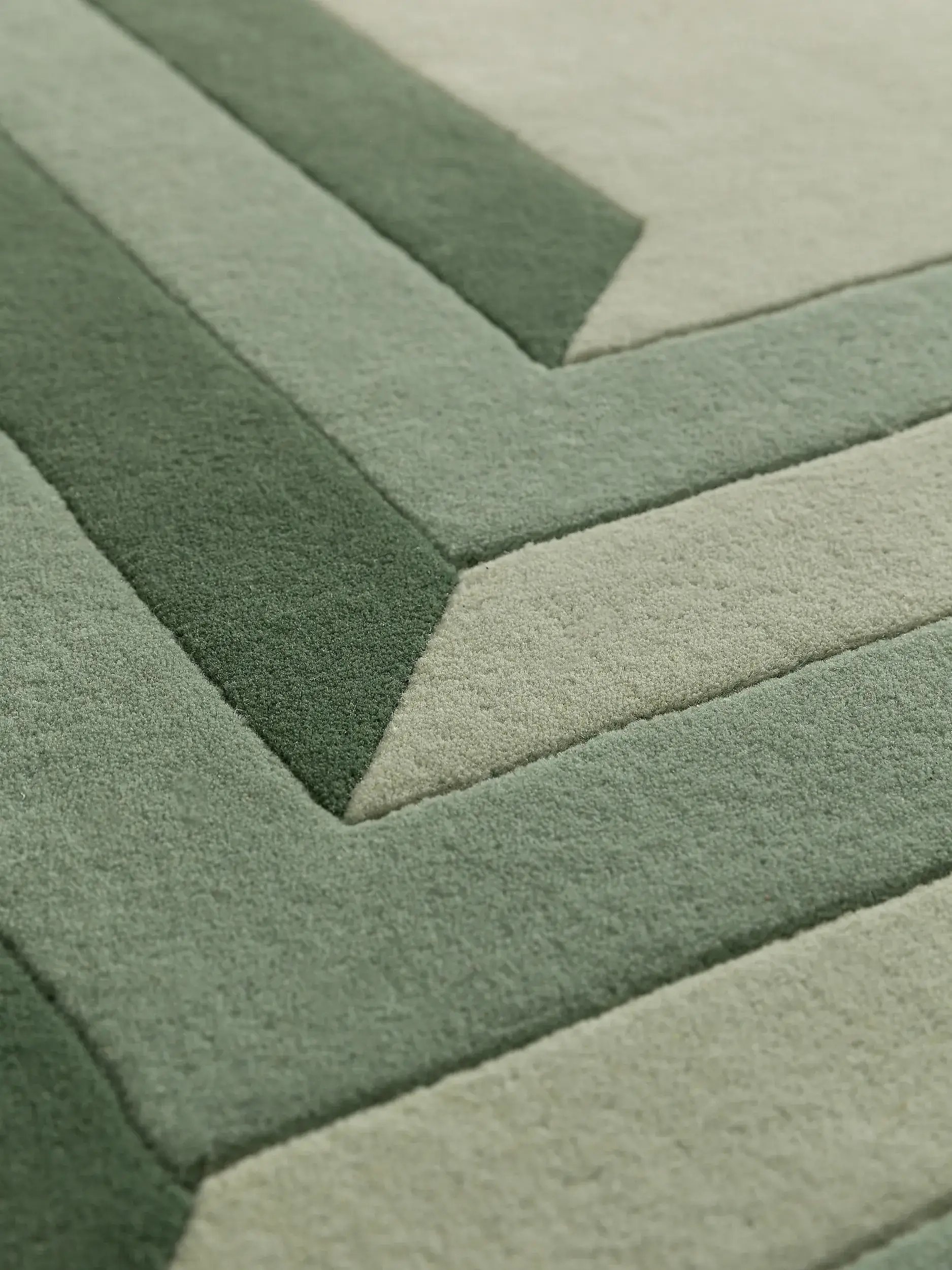 Tapis en 100% Laine en Vert avec une pile de 100% Laine de hauteur de benuta Finest