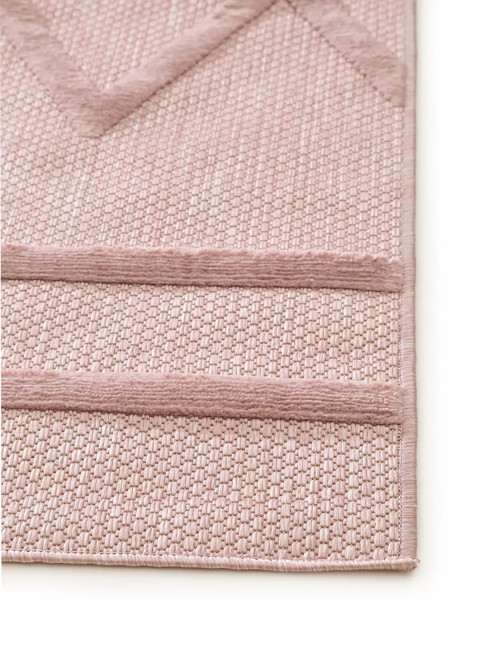 Matto 100% Polypropylena värissä Rosa 100% Polypropylen korkealla nukalla merkiltä benuta Nest