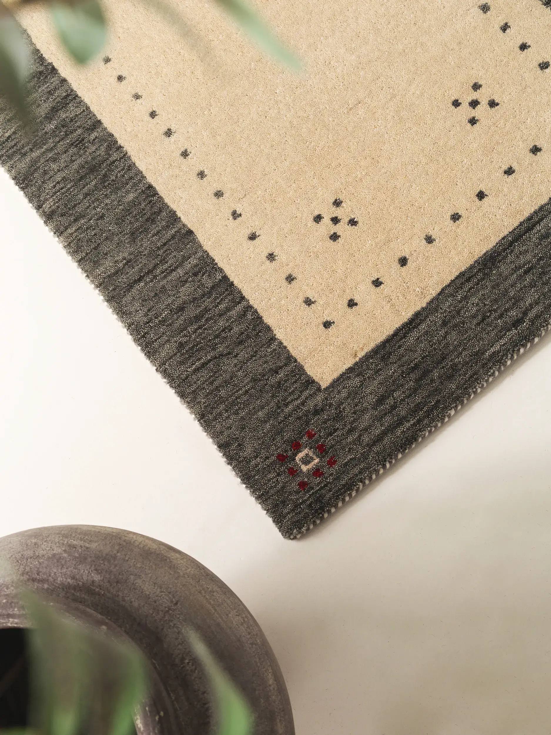 Rug made of 100% Wool in Beige with a 100% Wool high pile by benuta Nest