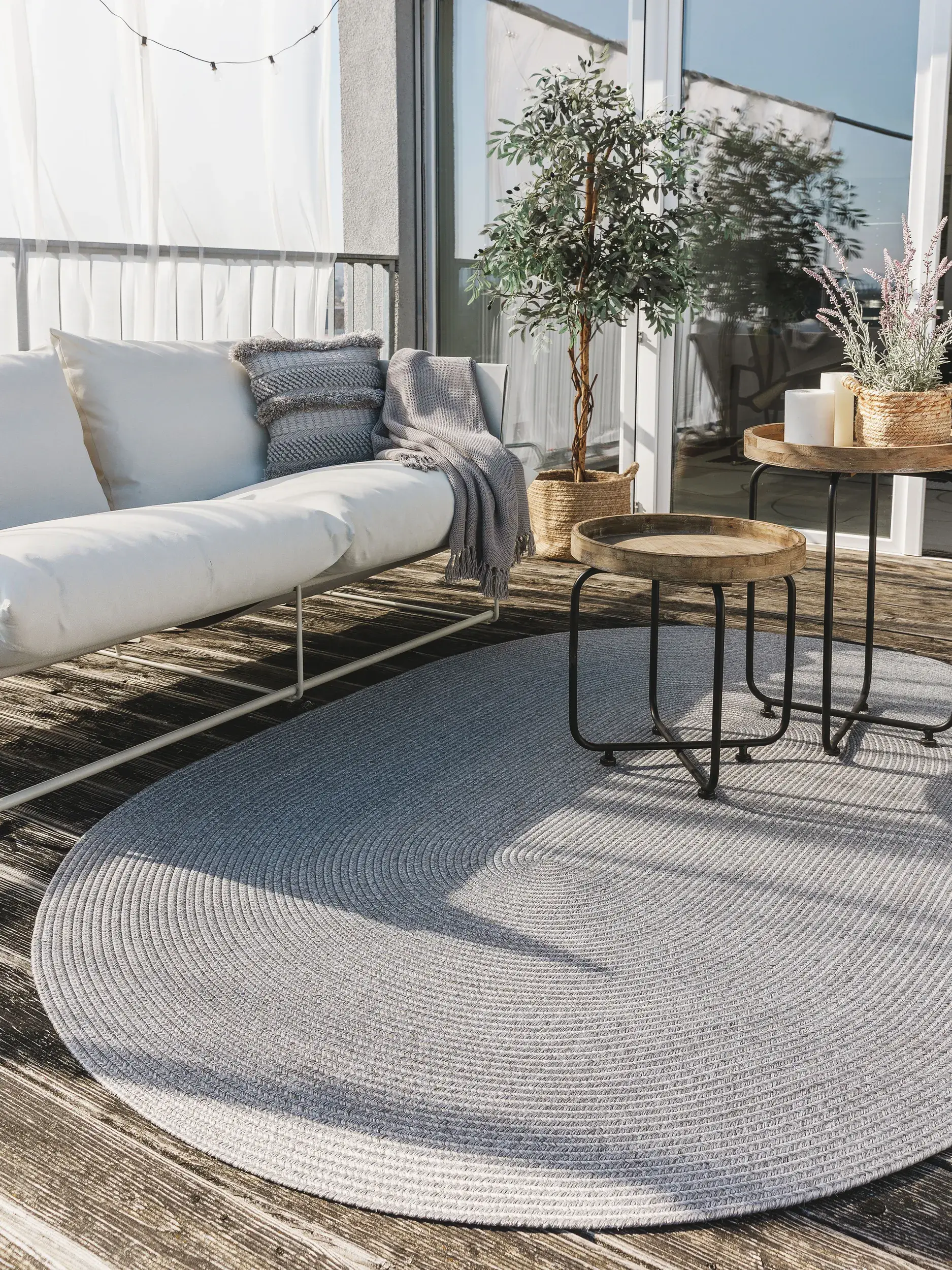Rug made of 80% Polypropylen, 20% Polyester in Grau with a 80% Polypropylen, 20% Polyester high pile by benuta Nest