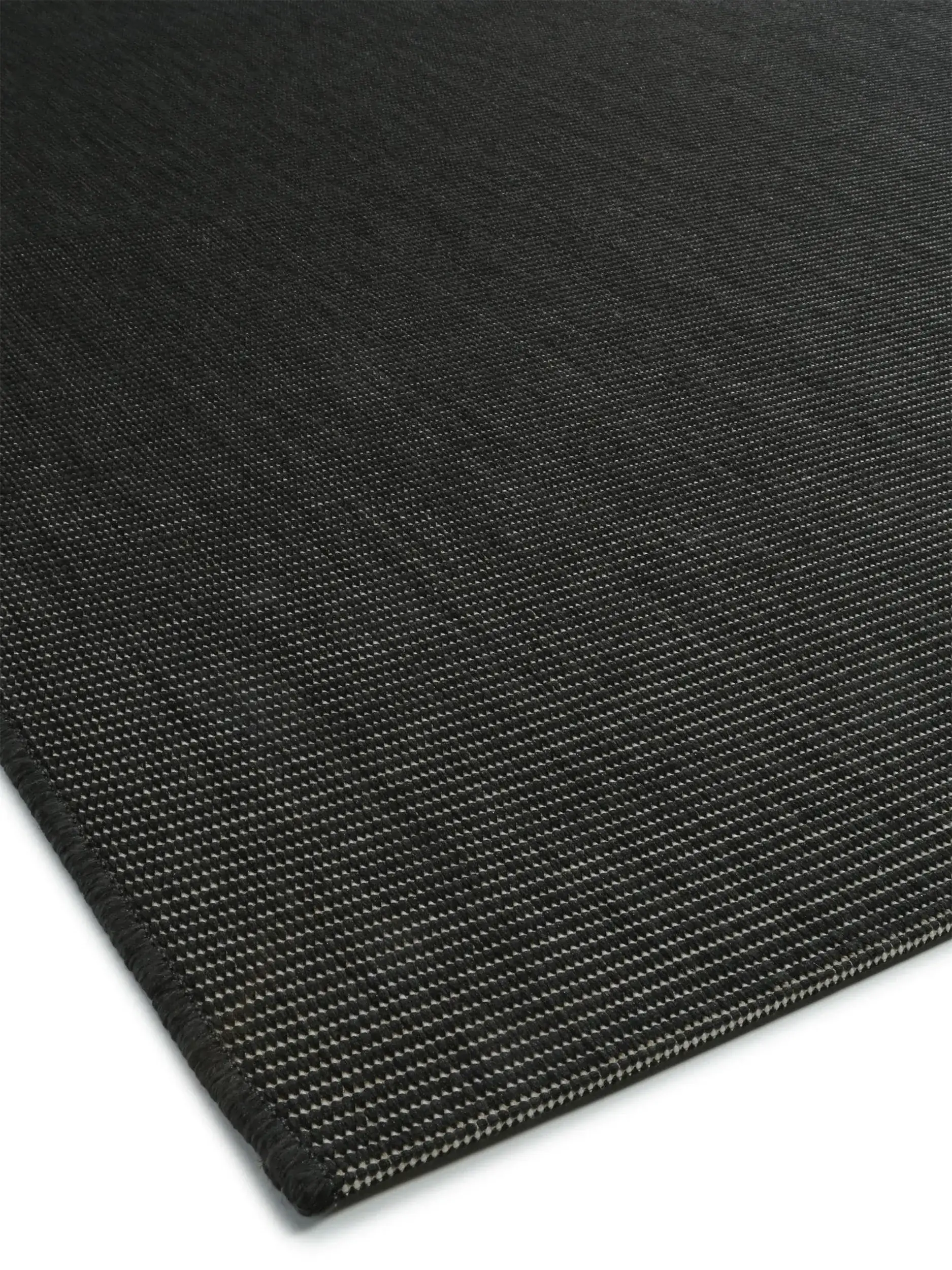Rug made of 100% Polypropylen in Schwarz with a 100% Polypropylen high pile by benuta Nest