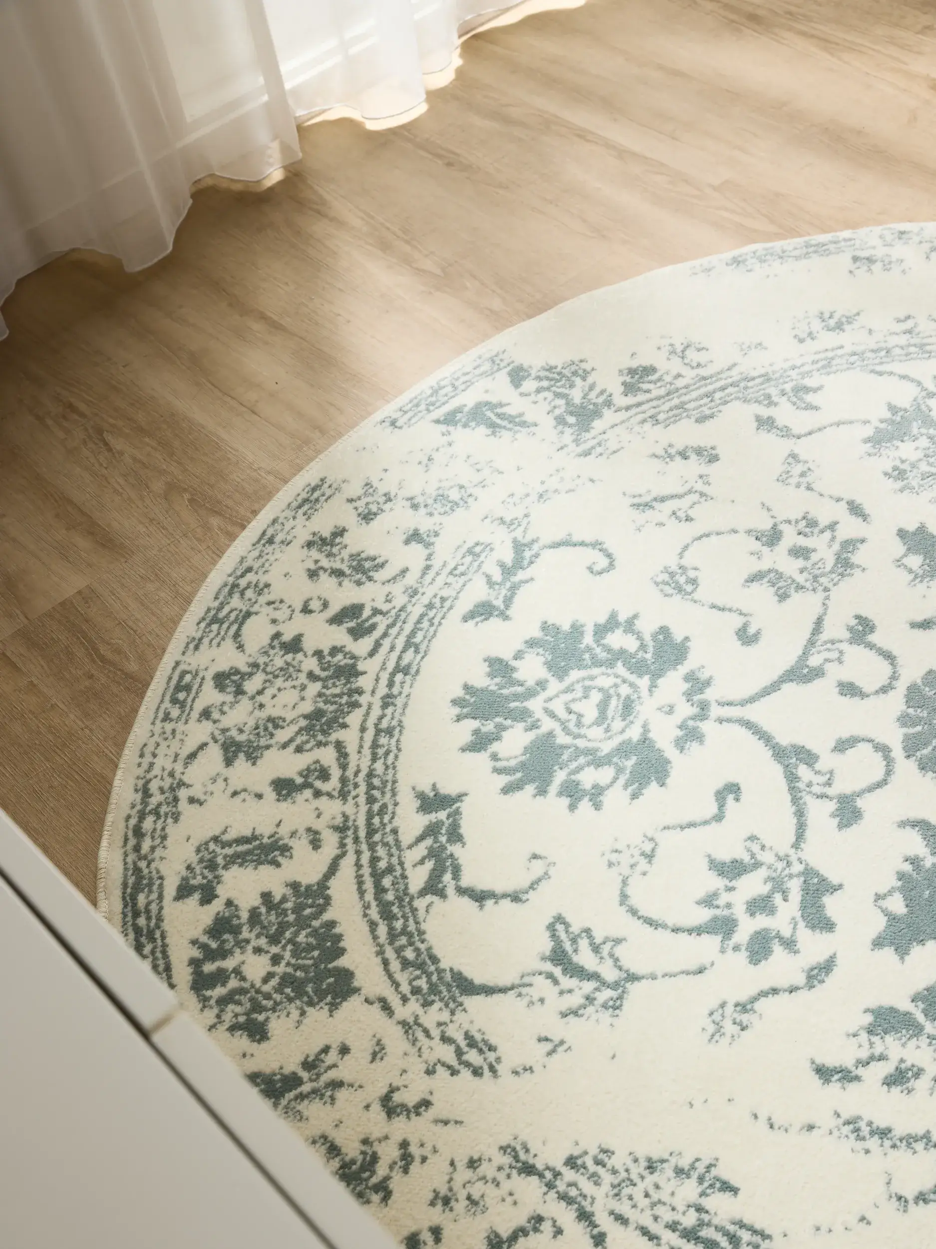Rug made of 100% Polypropylen in Beige with a 100% Polypropylen high pile by benuta Basic
