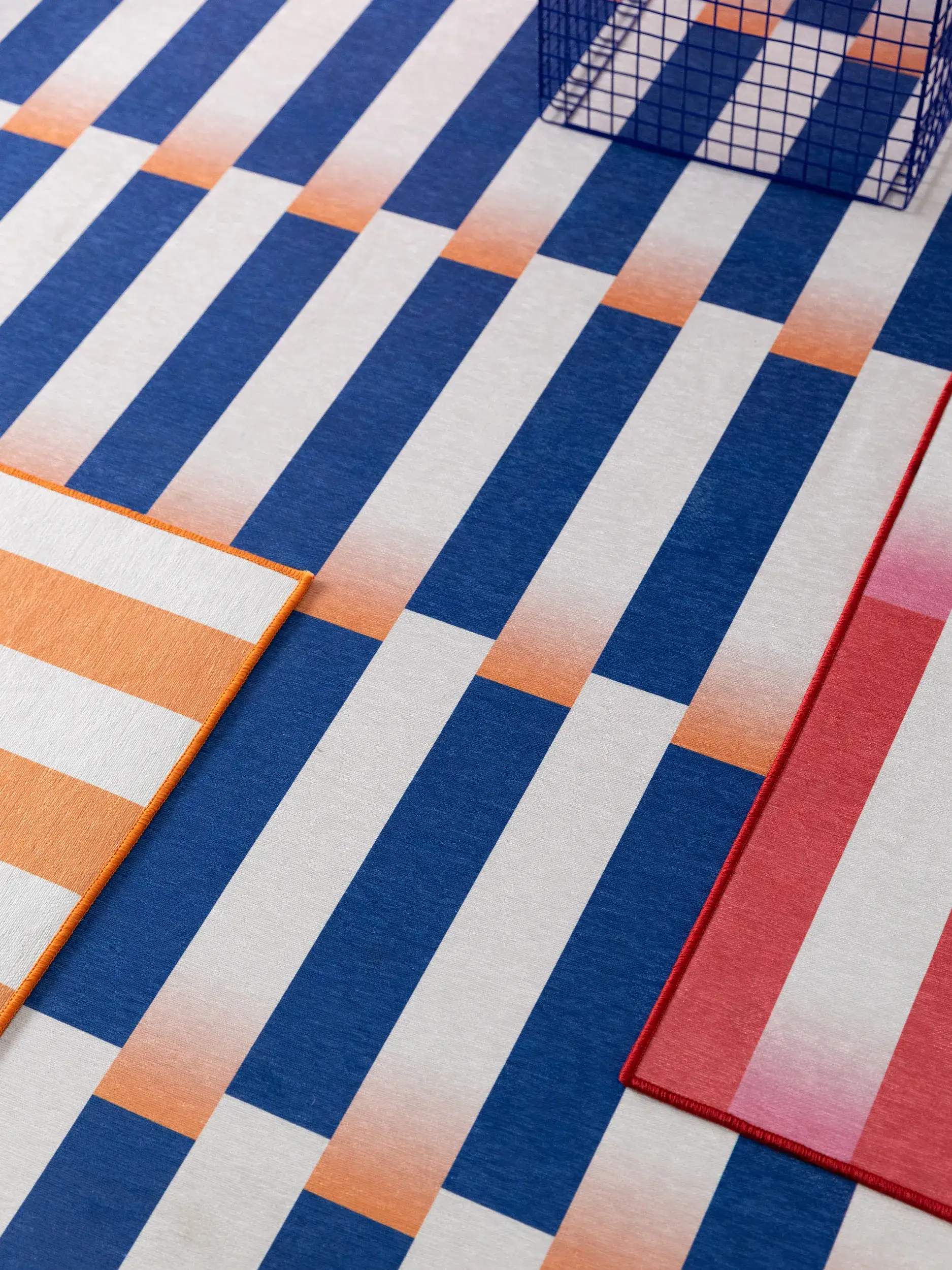 Teppe av 100% Polyester i Blau med 100% Polyester høy lugg fra benuta Pop