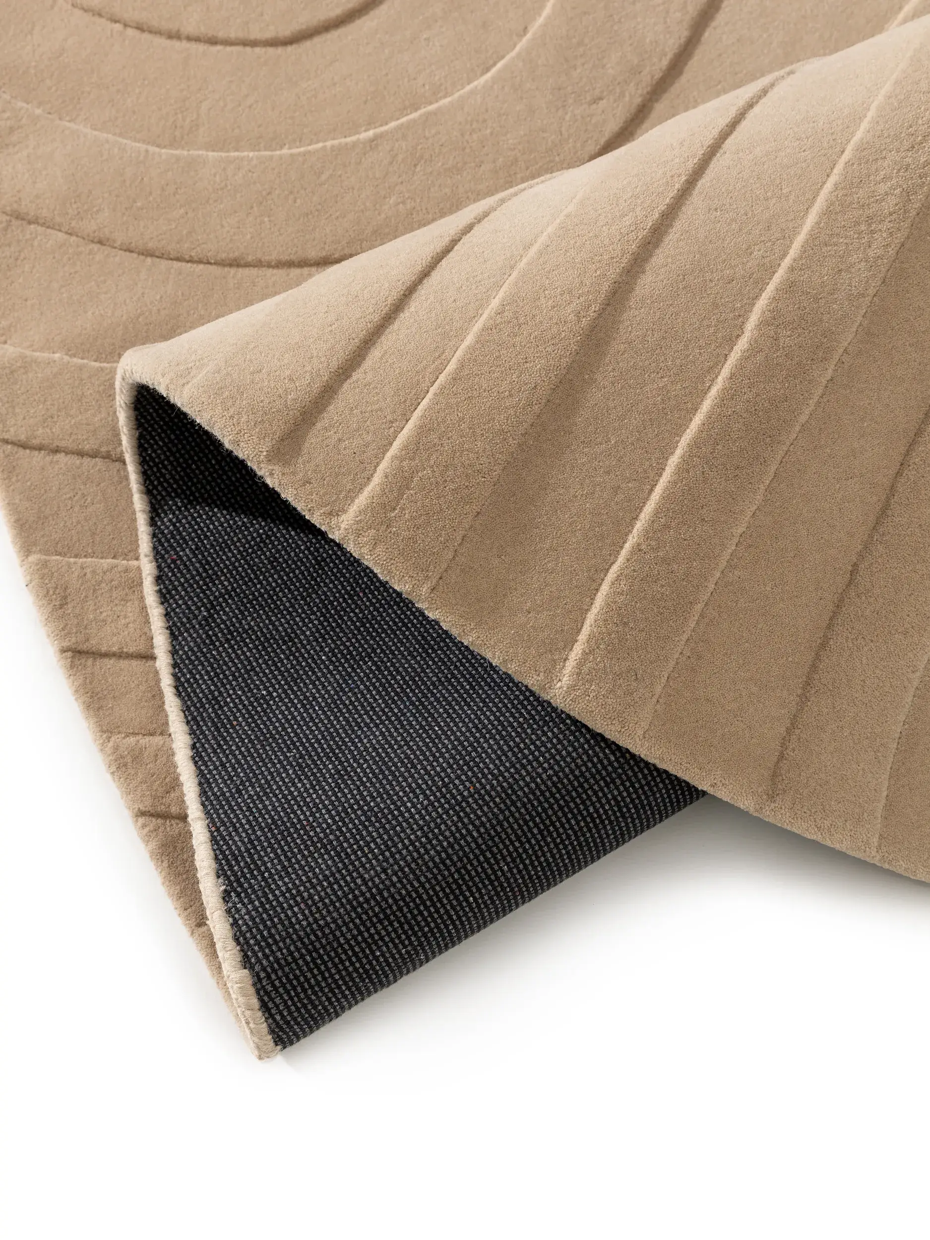 Teppich aus 100% Wolle (aus Neuseeland) in Beige mit 100% Wolle (aus Neuseeland) hohem Flor von benuta Finest