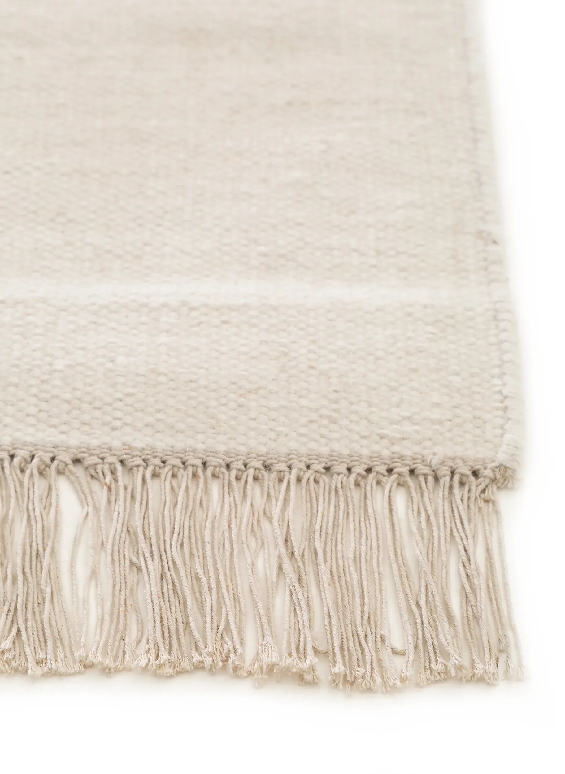 Rug made of 80% Wolle, 20% Baumwolle in Beige with a 80% Wolle, 20% Baumwolle high pile by benuta Pop