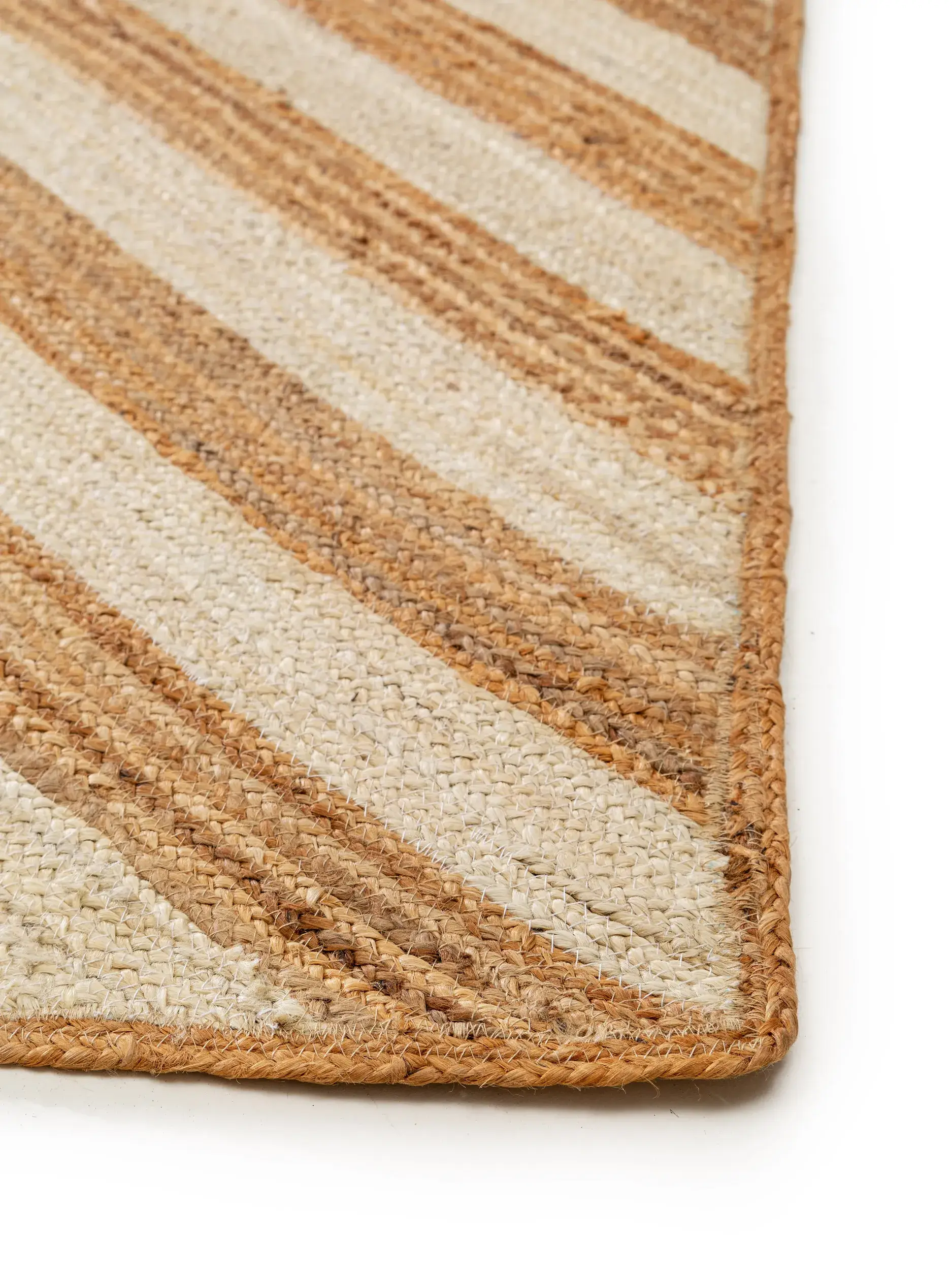 Teppich Britt aus 100% Jute in Weiß von benuta Pop