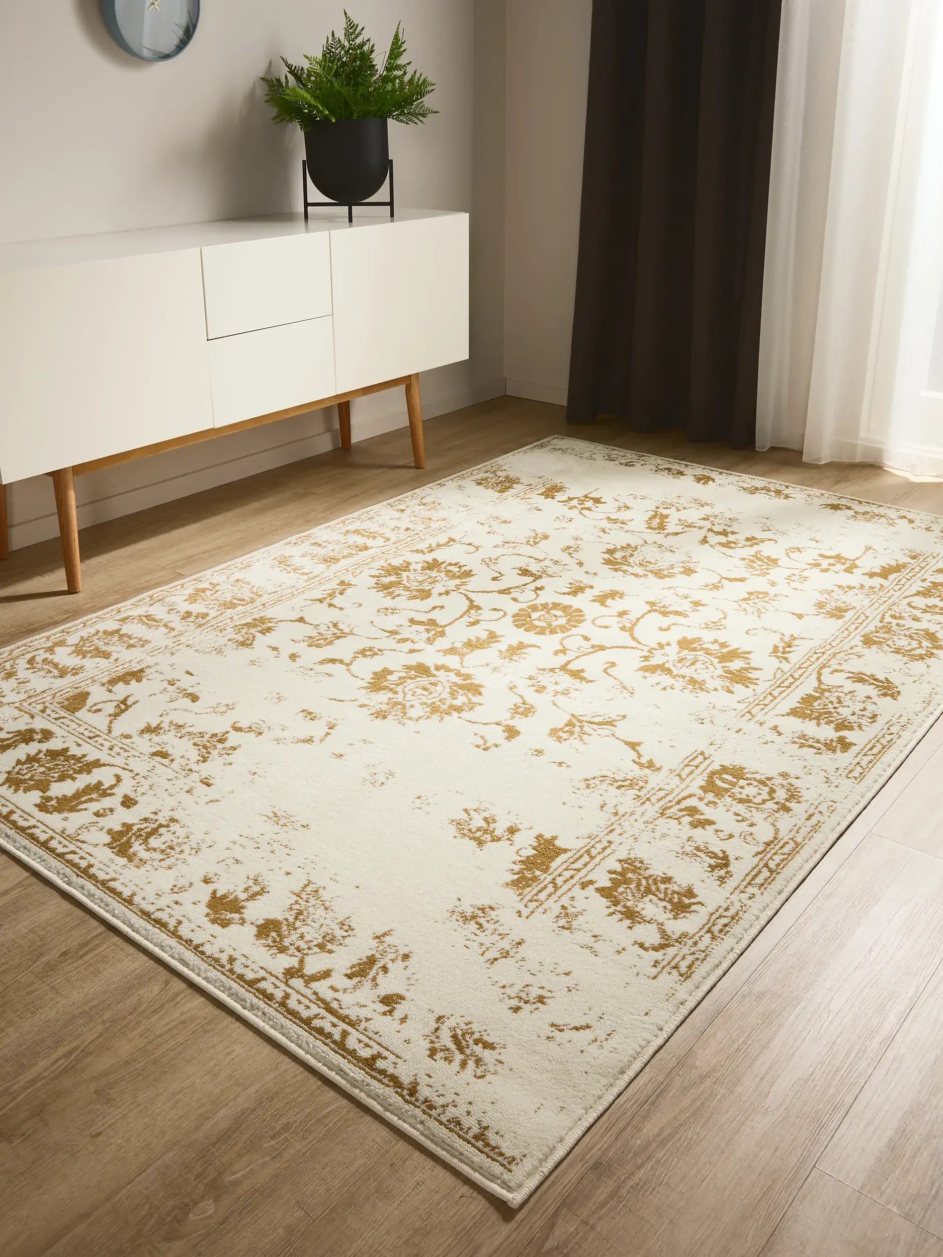Rug made of 100% Polypropylen in Beige with a 100% Polypropylen high pile by benuta Basic