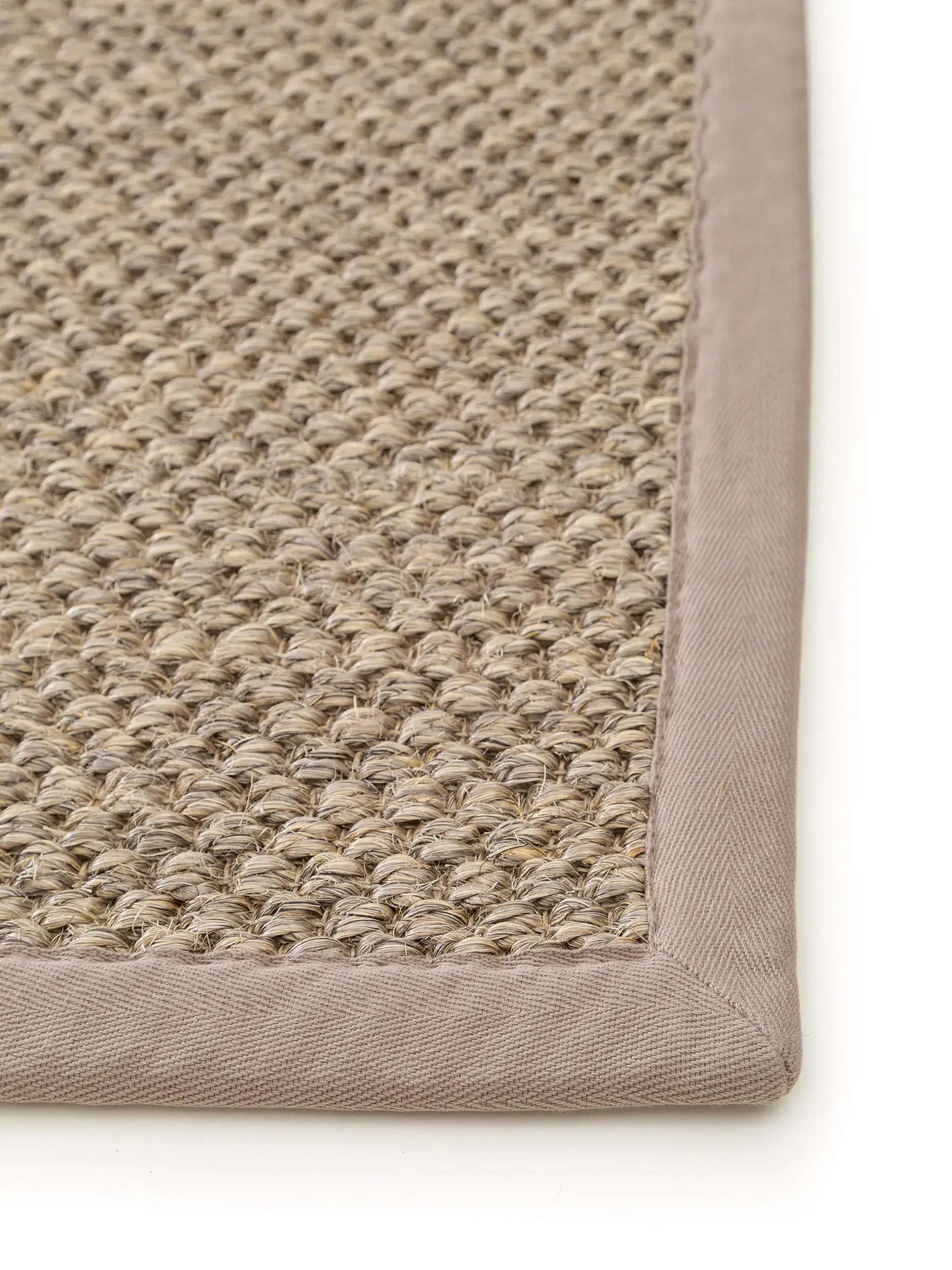 Fußmatte Greta Grau im Design Bordüre aus 100% Sisal von benuta Pure