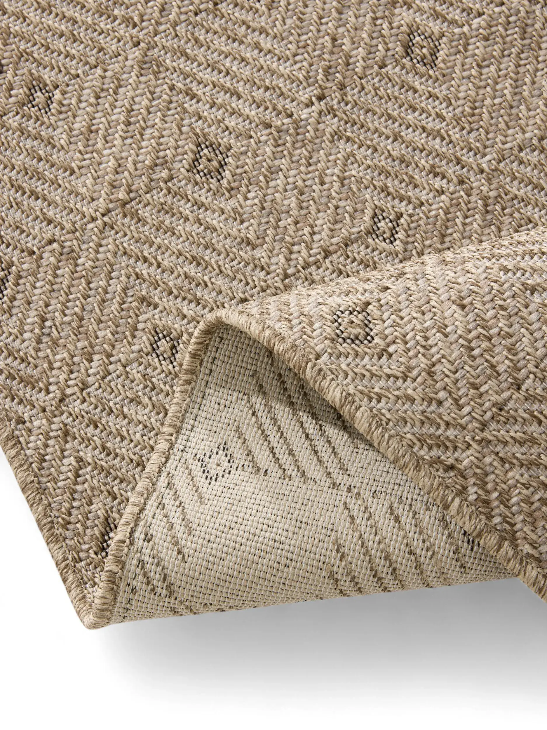 Rug made of 100% Polypropylen in Beige with a 100% Polypropylen high pile by benuta Nest