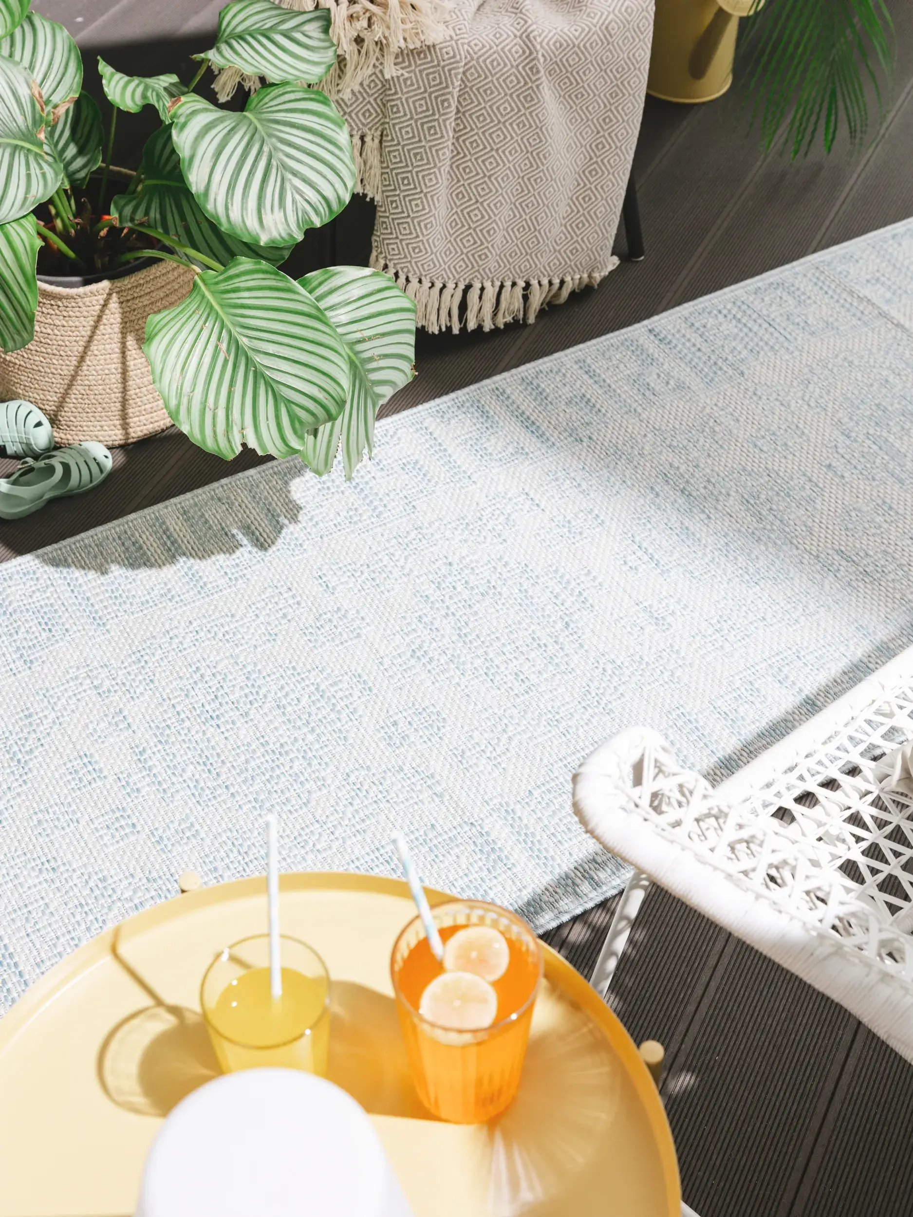 Rug made of 100% Polypropylen in Blue with a 100% Polypropylen high pile by benuta Nest