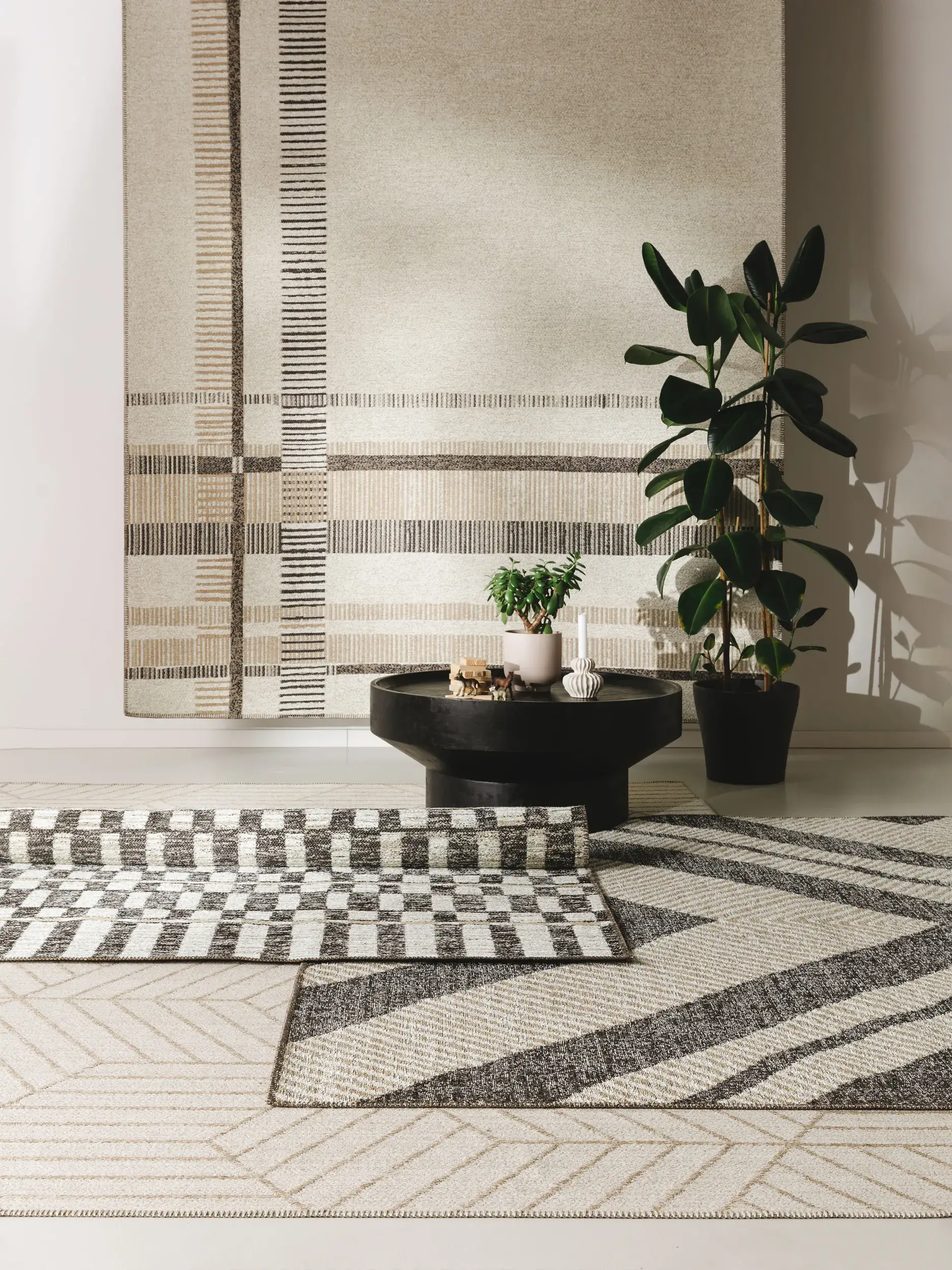 Teppich aus 65% Polyester (recycled PET), 35% Jute in Beige mit 65% Polyester (recycled PET), 35% Jute hohem Flor von benuta Nest