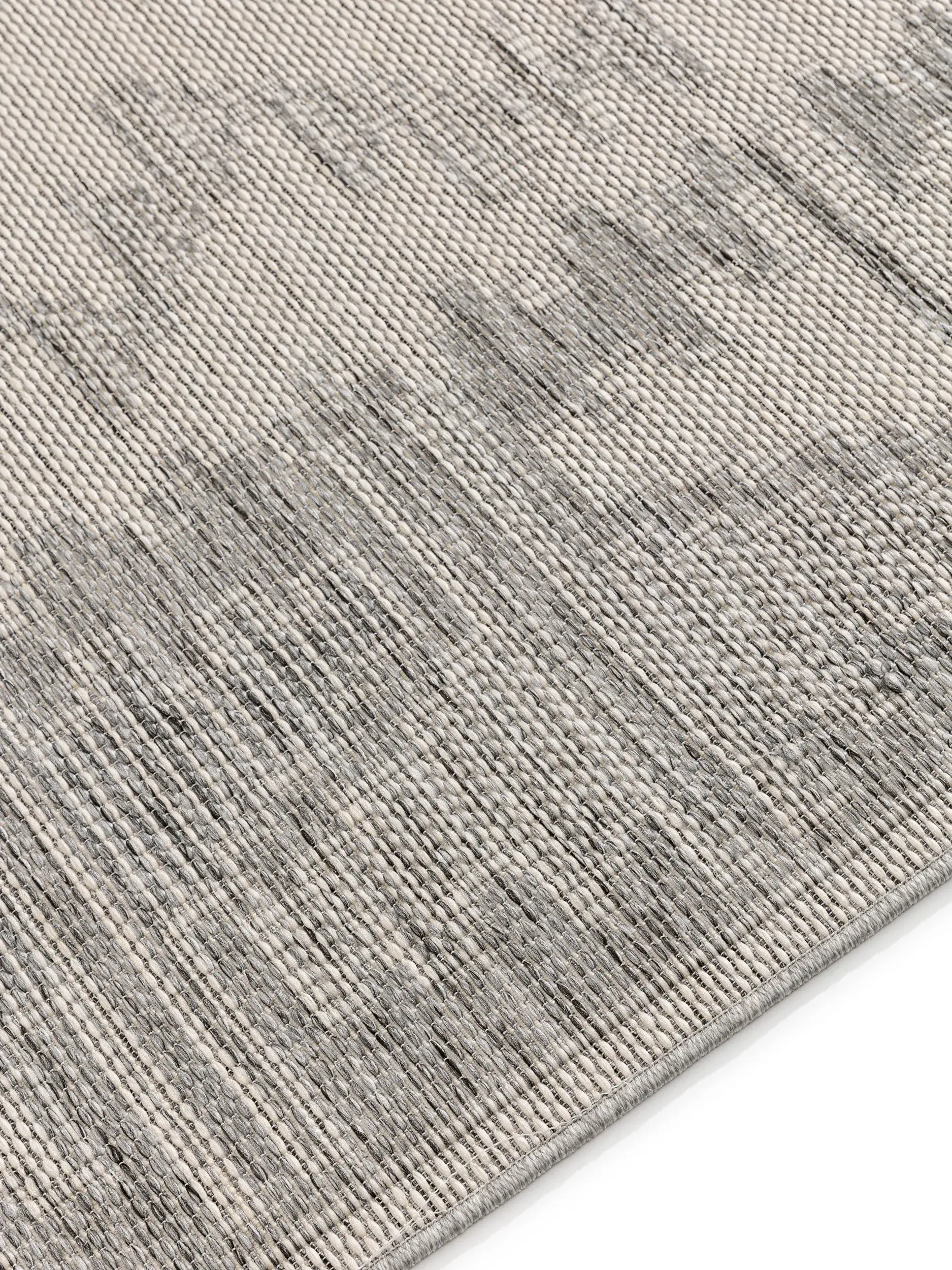 Teppich aus 100% Polypropylen in Grau mit 100% Polypropylen hohem Flor von benuta Nest