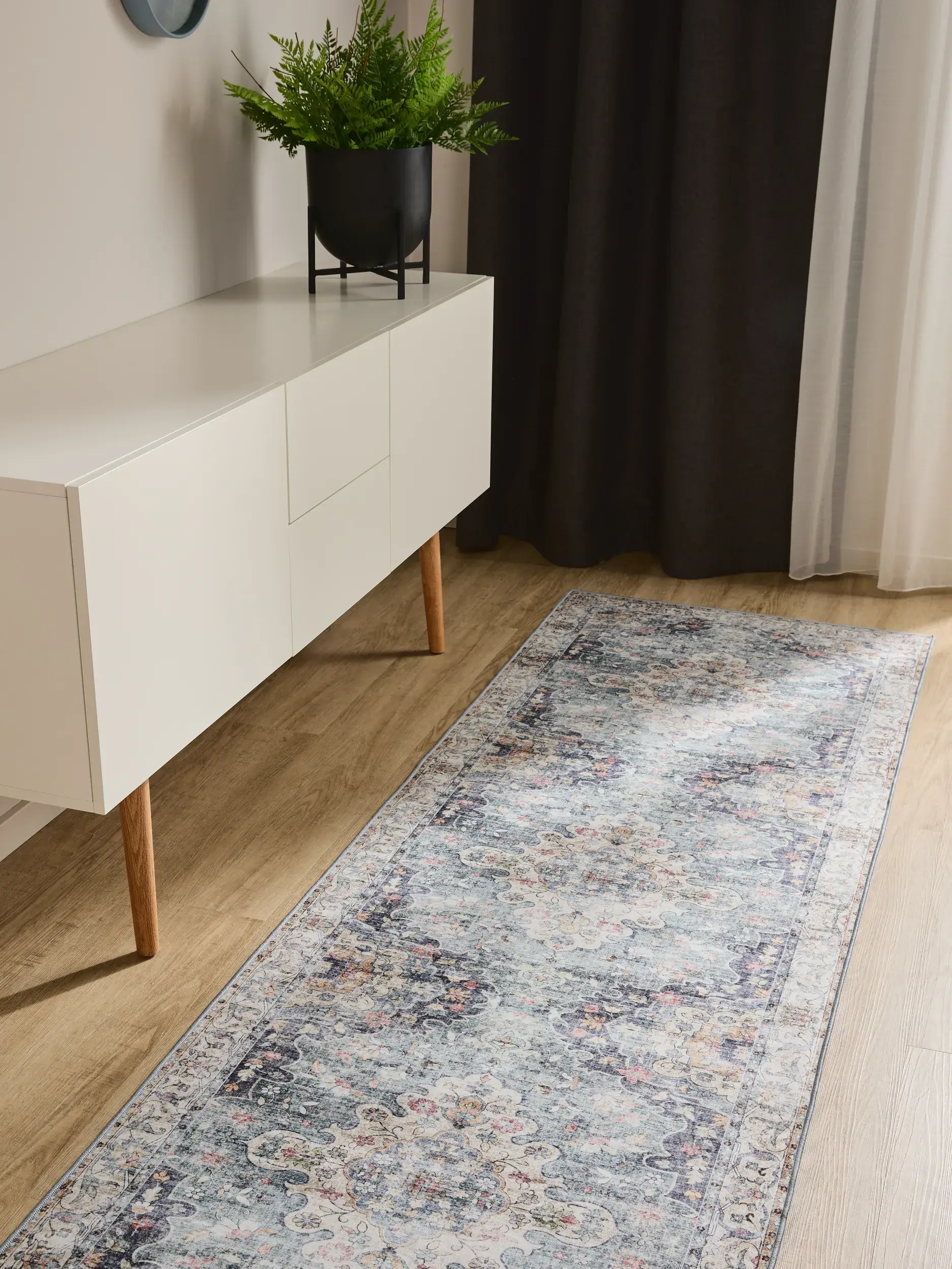 Rug made of 100% Polyester in Blue with a 100% Polyester high pile by benuta Basic