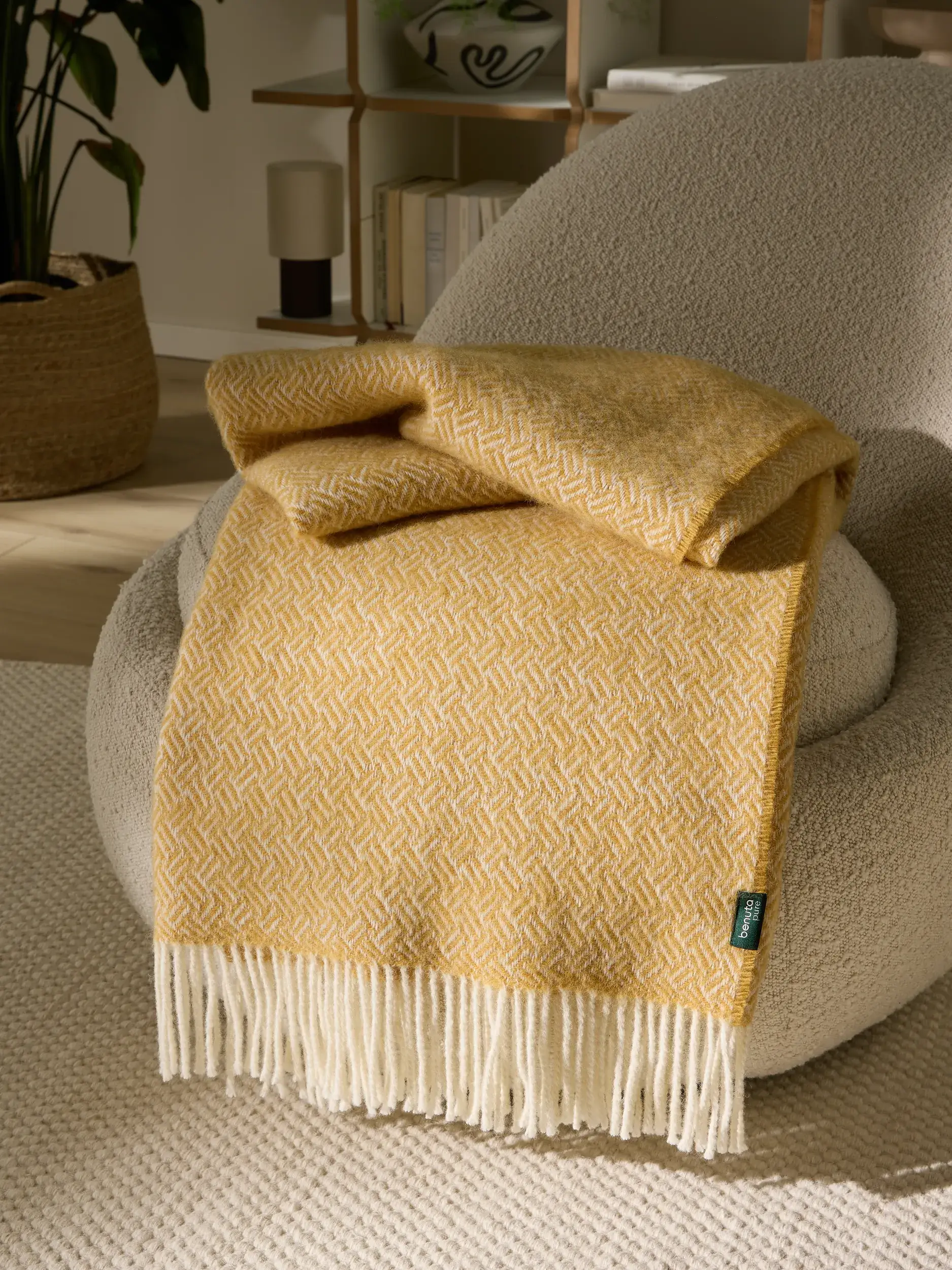 Wolldecke Bianca Gelb von benuta Pure