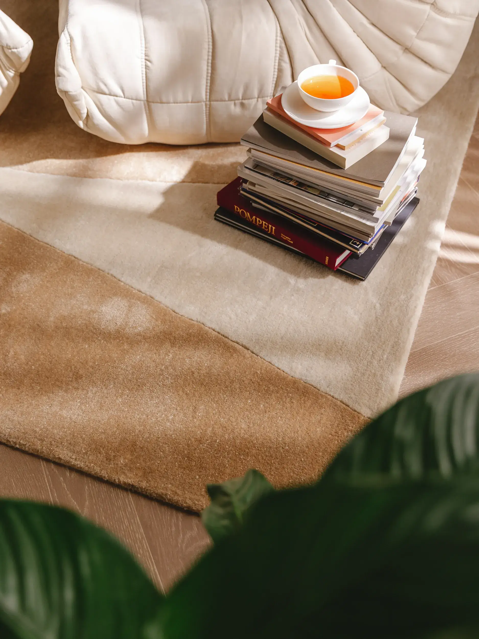 Teppe av 100% Polyester (recyceltes PET) i Beige med 100% Polyester (recyceltes PET) høy lugg fra benuta Pure