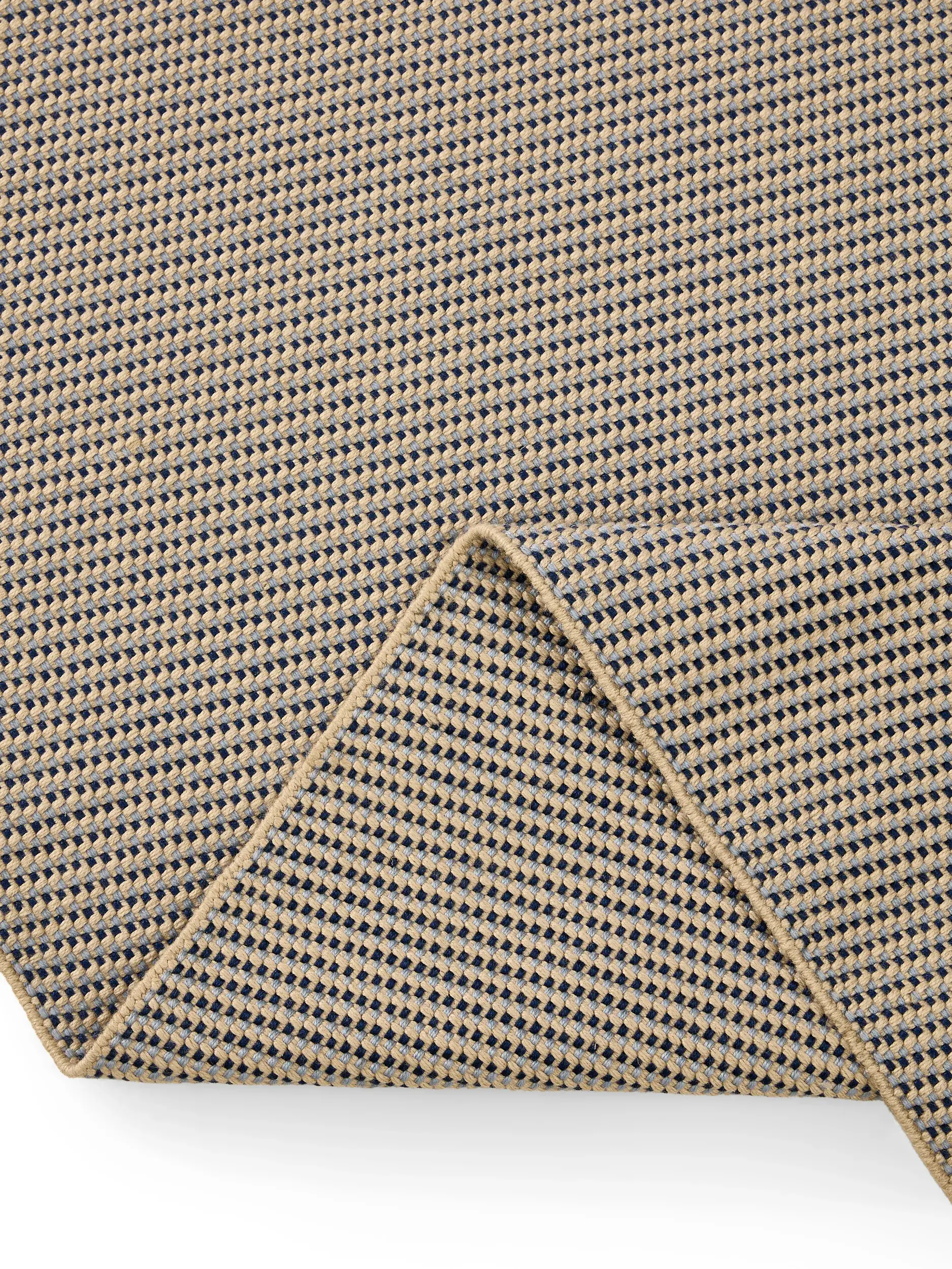 Teppich Arvea aus 100% Polyester (recyceltes PET) in  von benuta Pure