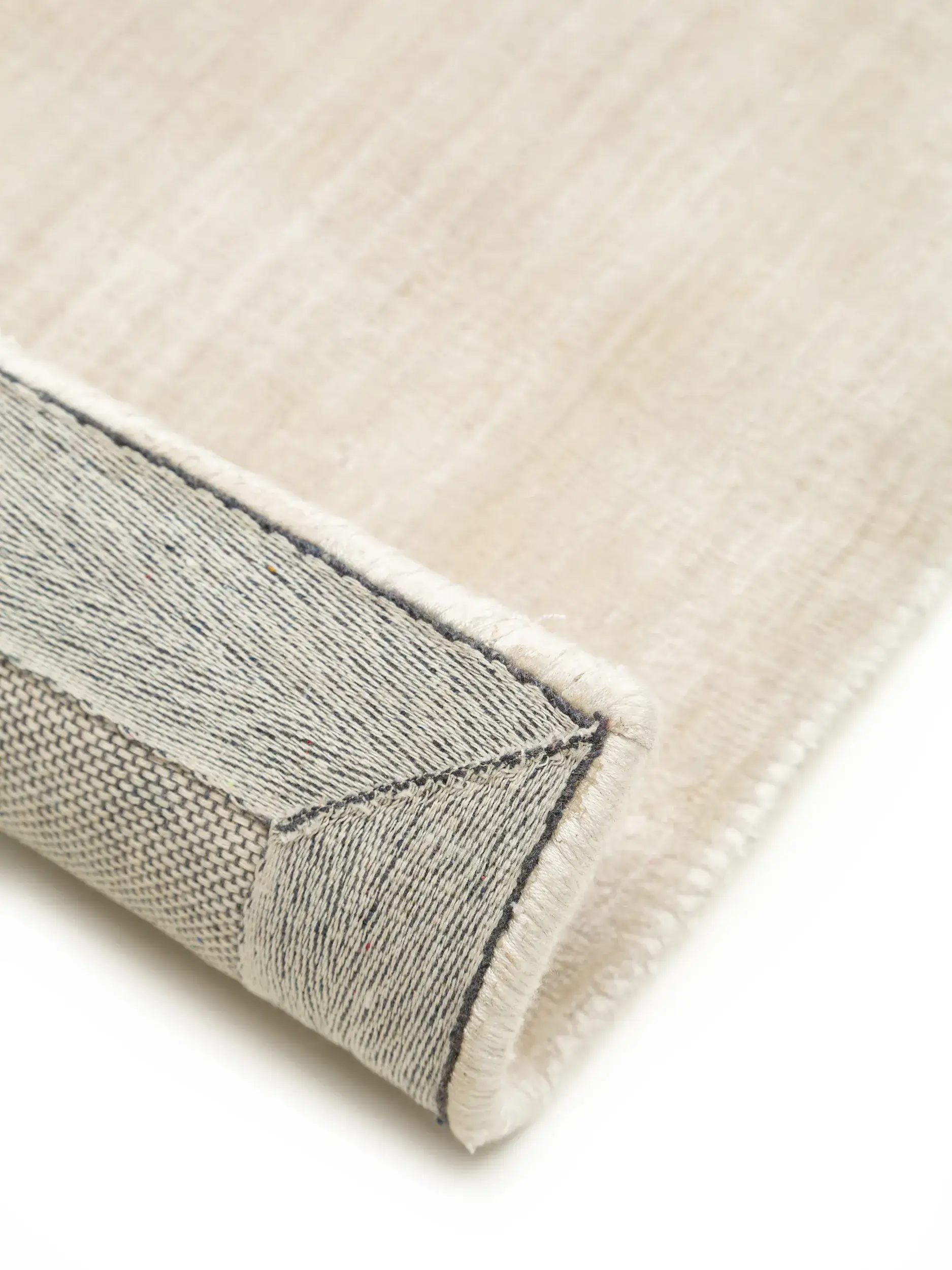 Tapis Hudson en 100% Viscose en Beige de benuta pure
