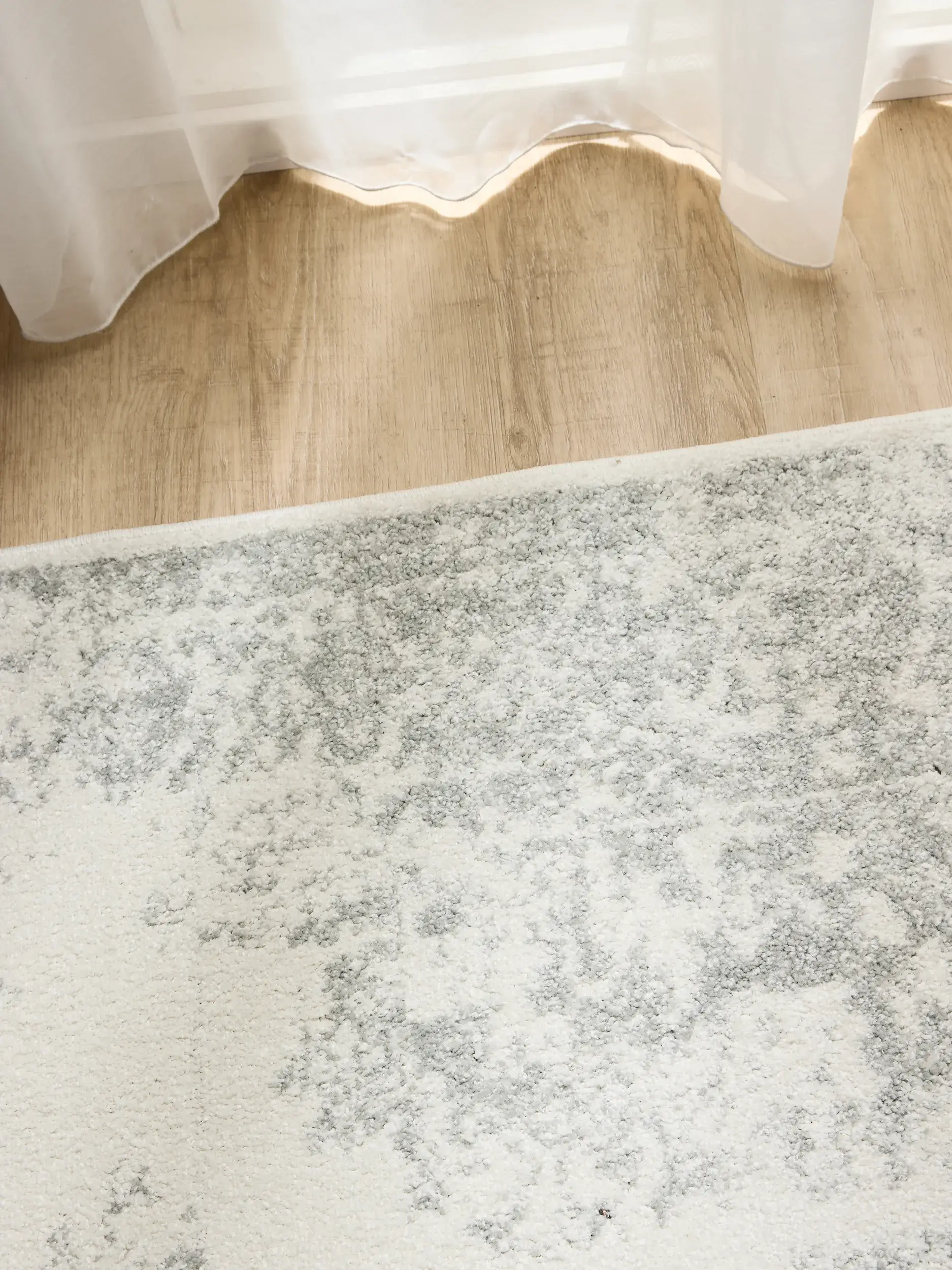 Teppich aus 100% Polypropylen in Beige mit 100% Polypropylen hohem Flor von benuta Basic