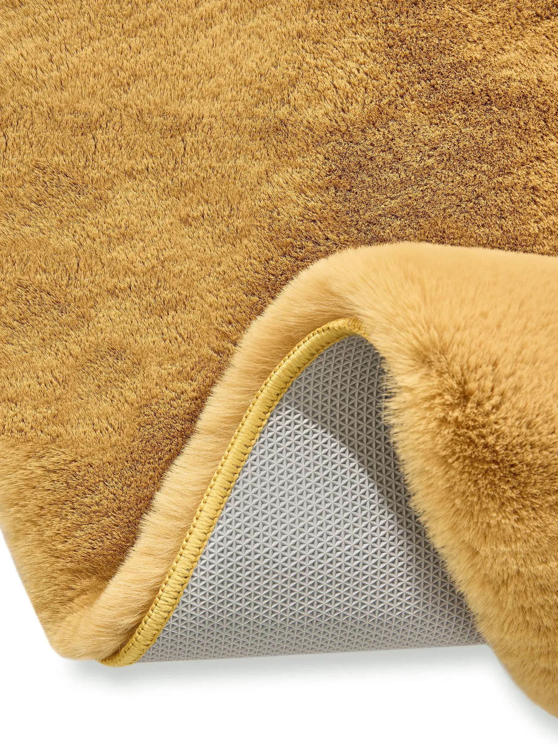 Tapis Dave en 100% Polyester en Jaune de benuta nest