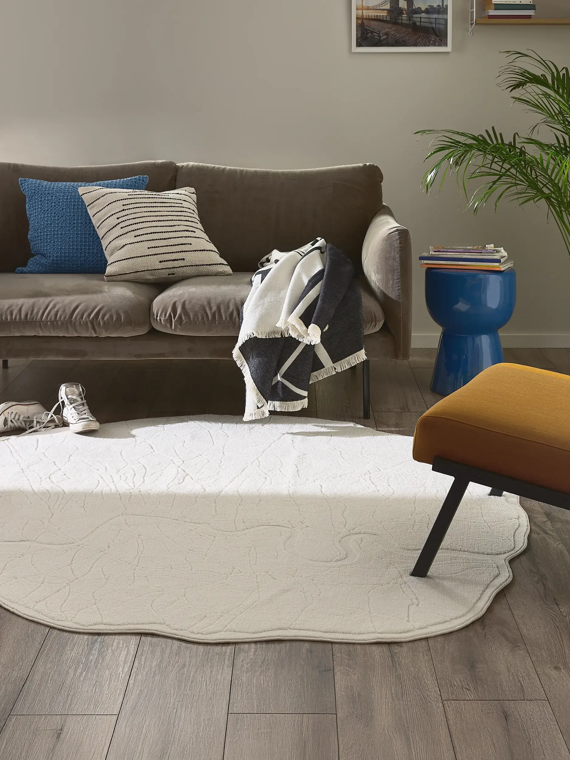 Rug made of 100% Polyester in Beige with a 100% Polyester high pile by benuta Pop