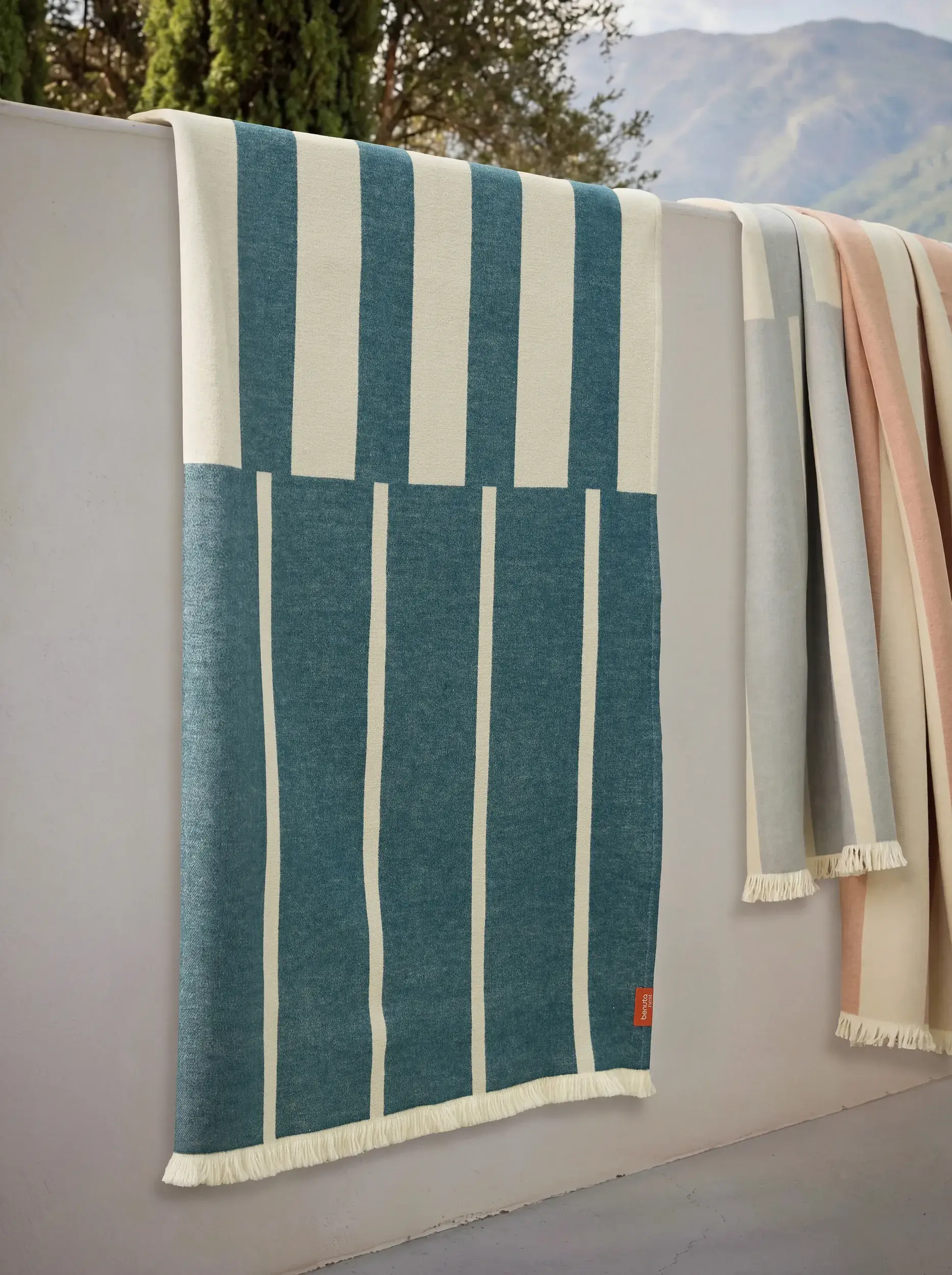 Baumwolldecke Reed Petrol von benuta Nest