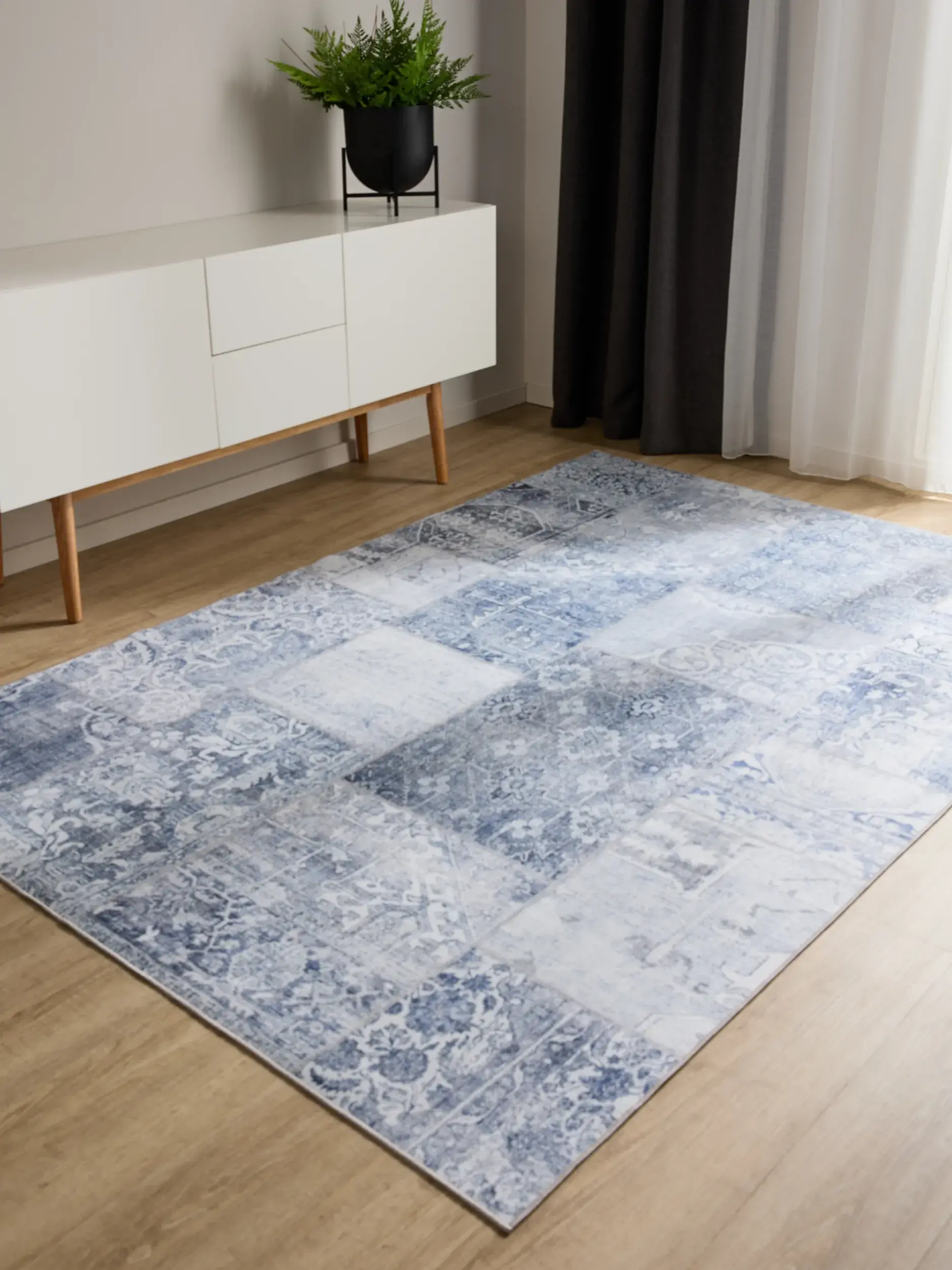 Rug made of 100% Polyester in Blue with a 100% Polyester high pile by benuta Basic