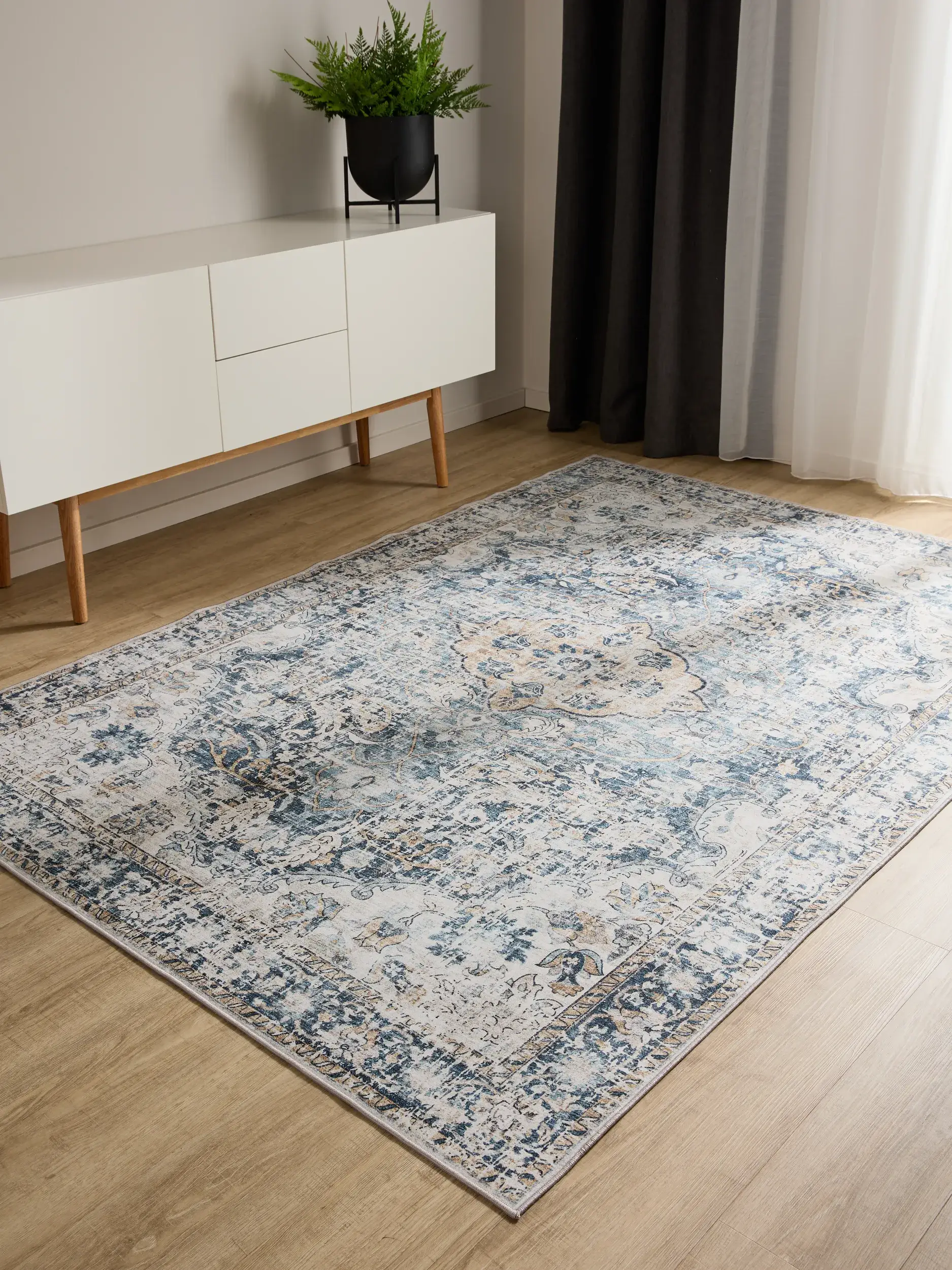 Teppich aus 100% Polyester in Blau mit 100% Polyester hohem Flor von benuta Basic