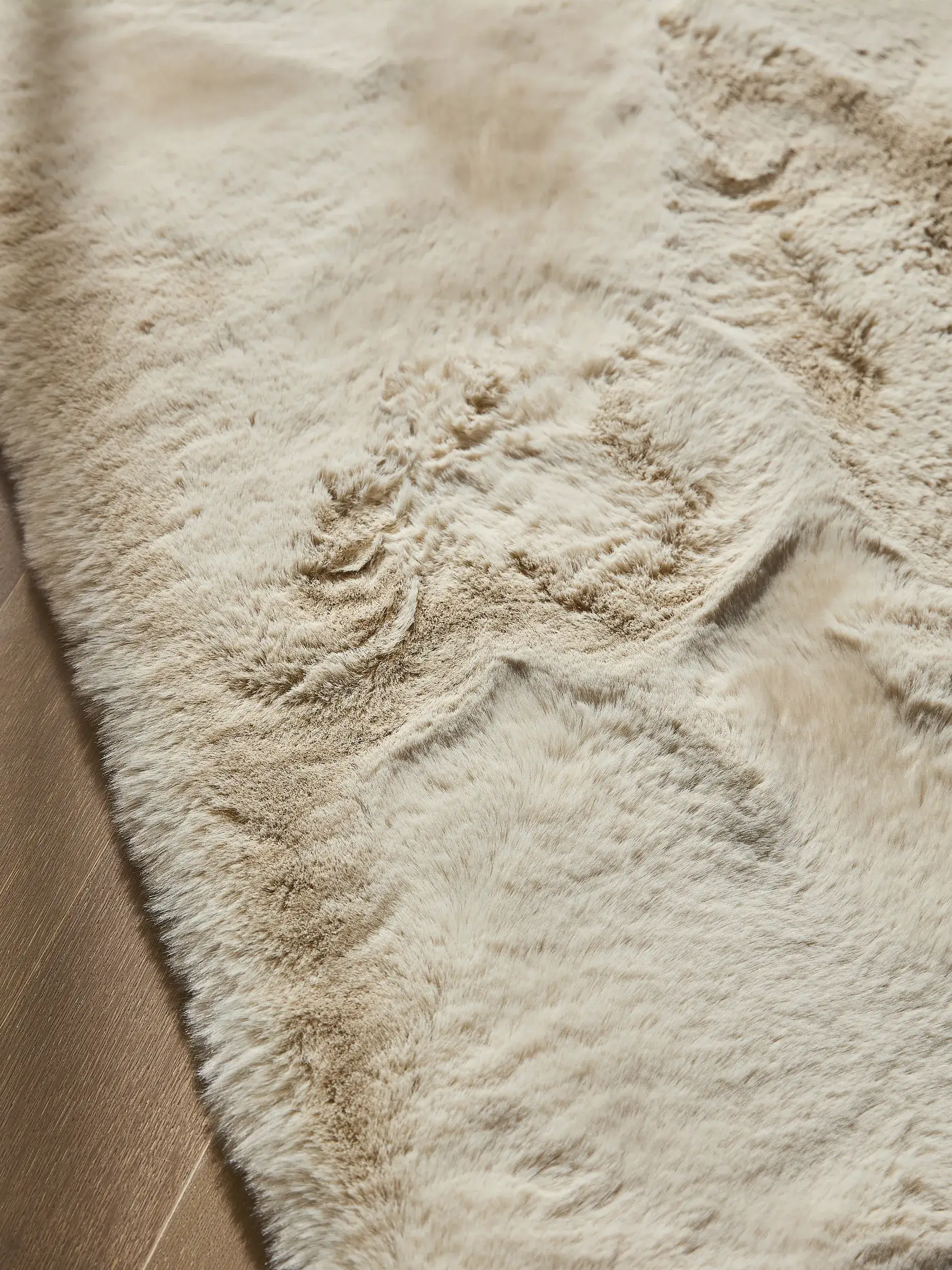 Rug made of 100% Polyester in Beige with a 100% Polyester high pile by benuta Finest