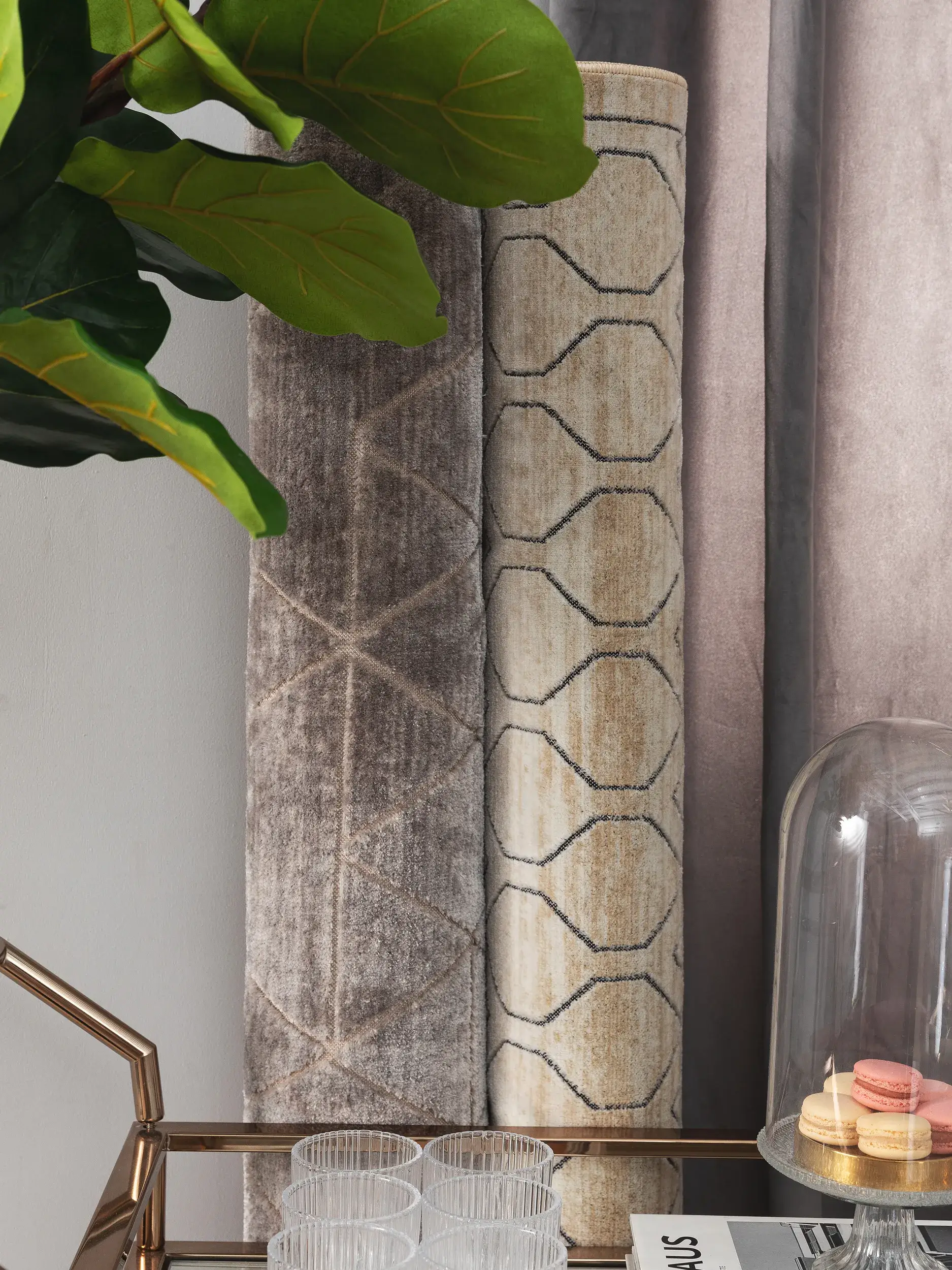Rug made of 100% Polyester in Grey with a 100% Polyester high pile by benuta