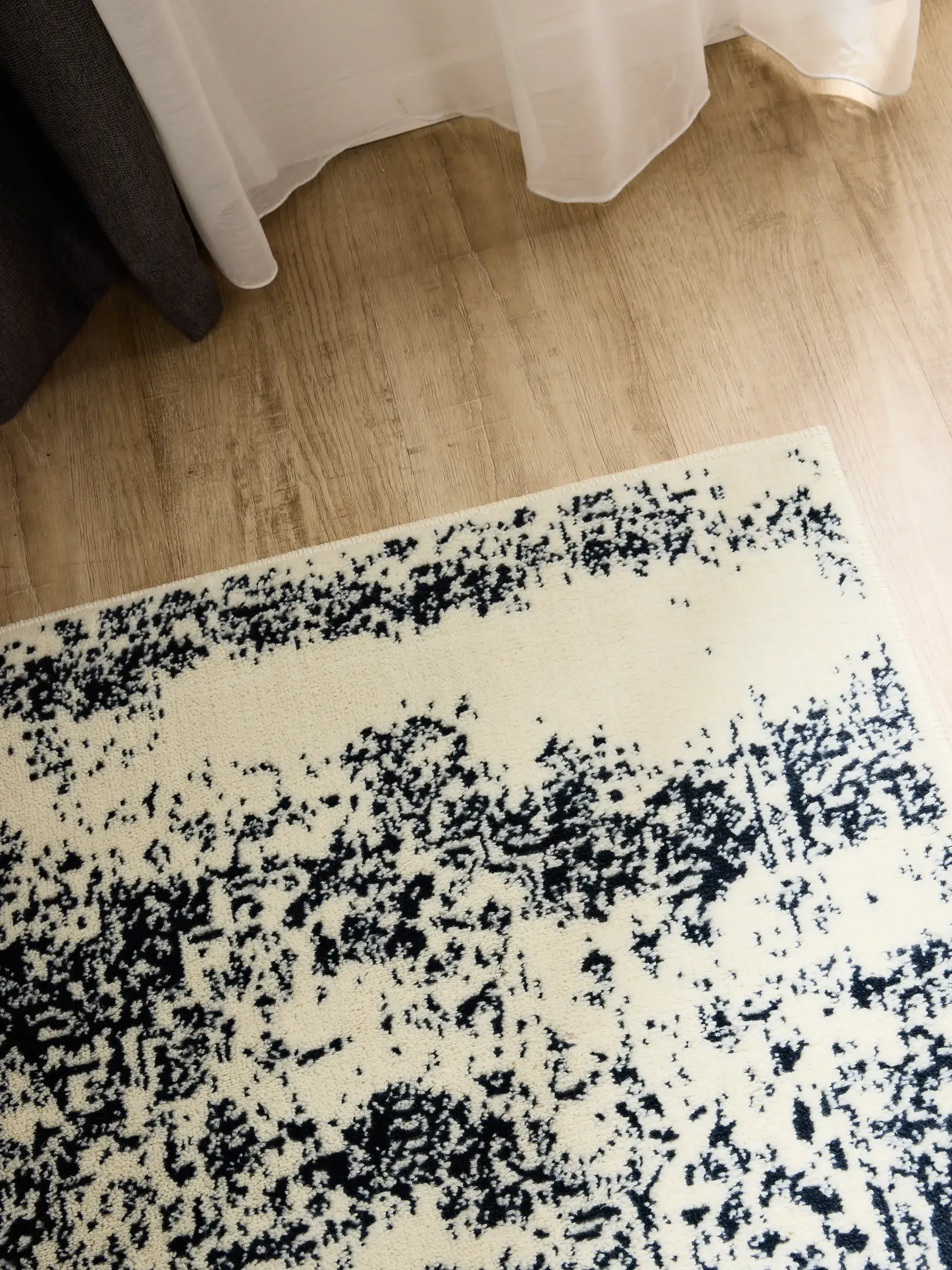 Tappeto di 100% Polipropilene in Beige con pelo alto 100% Polipropilene da benuta Basic