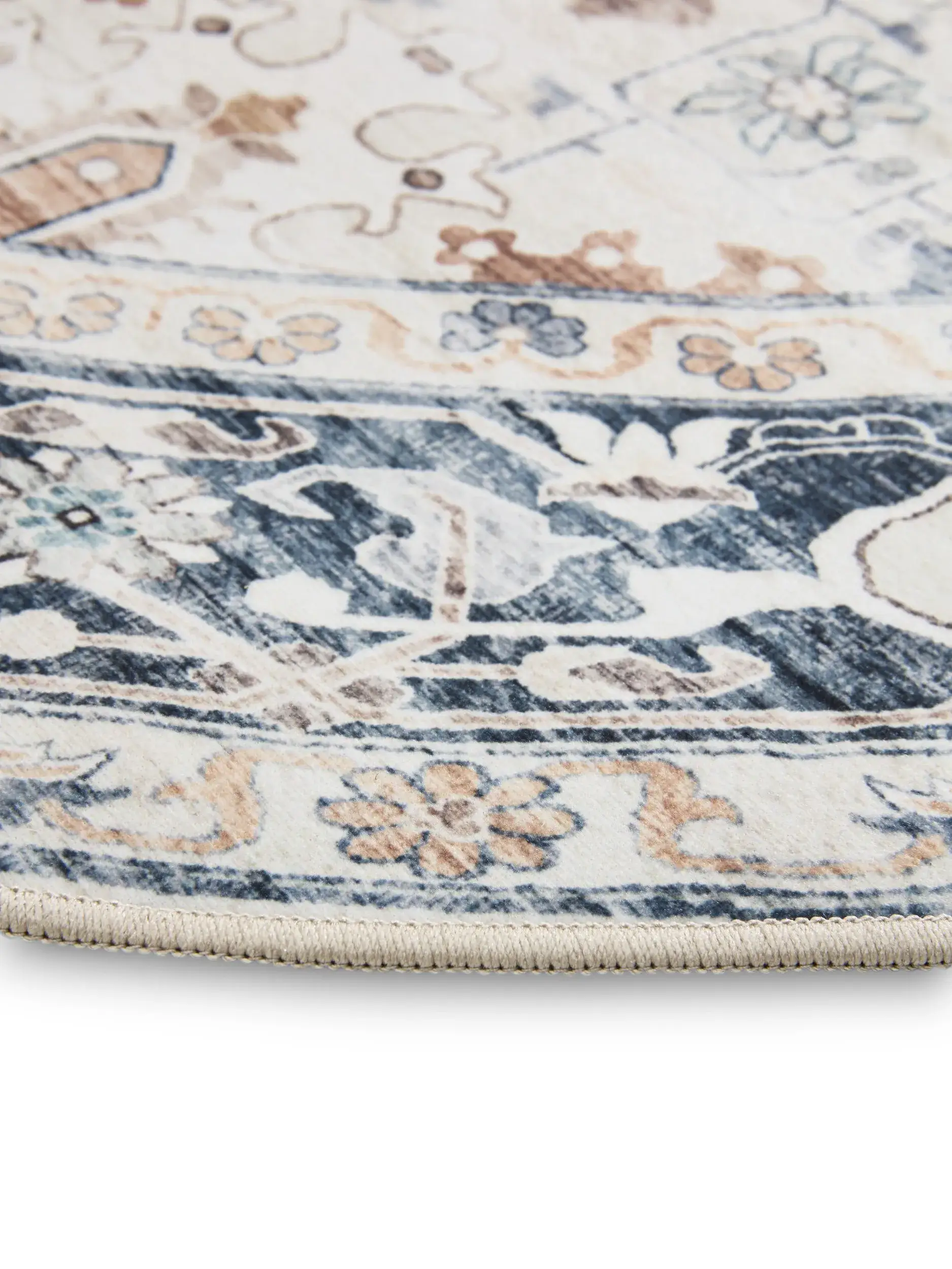 Rug made of 100% Polyester in Beige with a 100% Polyester high pile by benuta Basic
